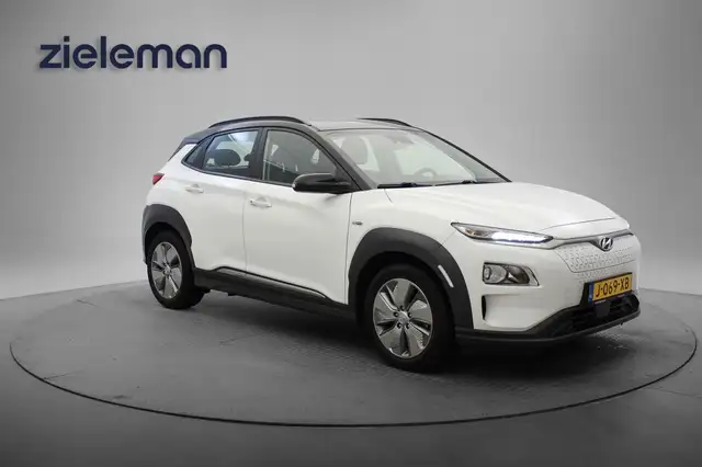 Hyundai KONA Comfort 64 kWh Fase 3 - Carplay, Camera, Cruise, N