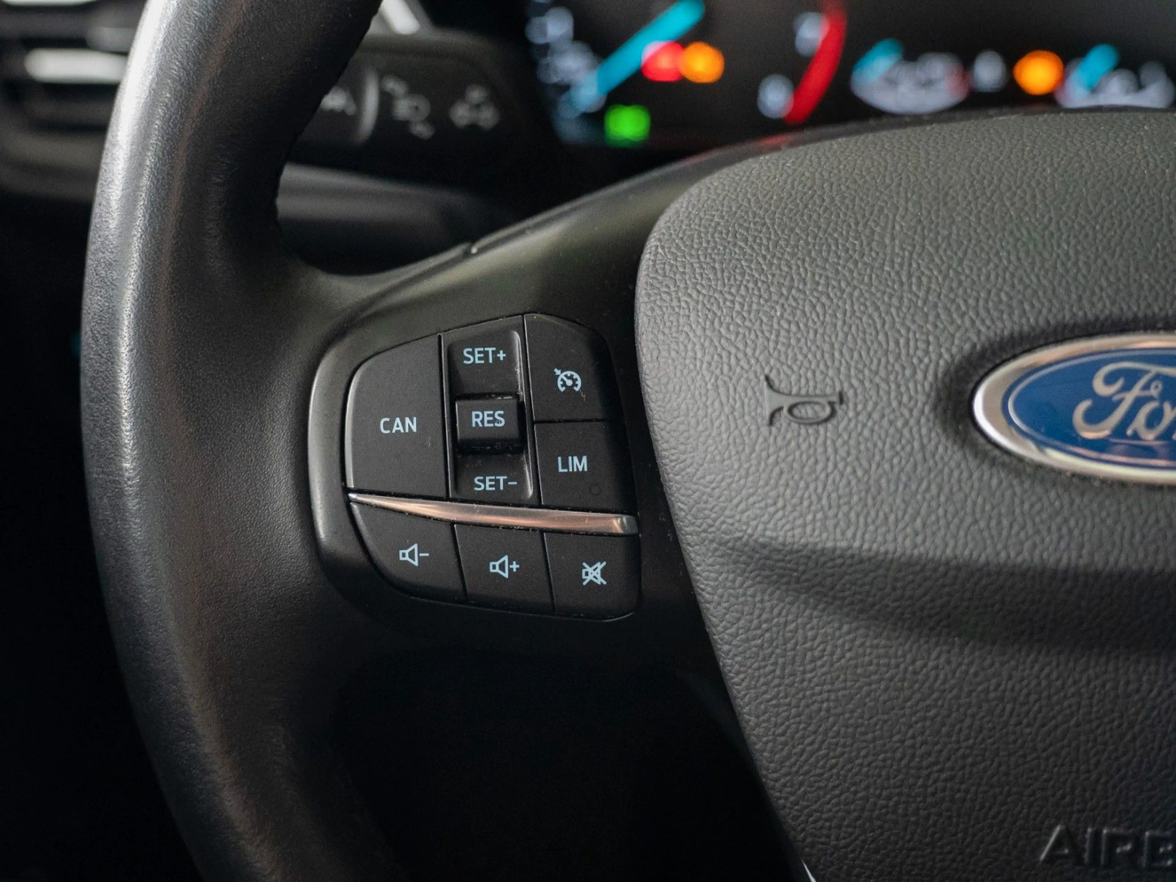 Ford Focus JRC*LED*Kamera*Winter P.*Induktionslades. — photo 8