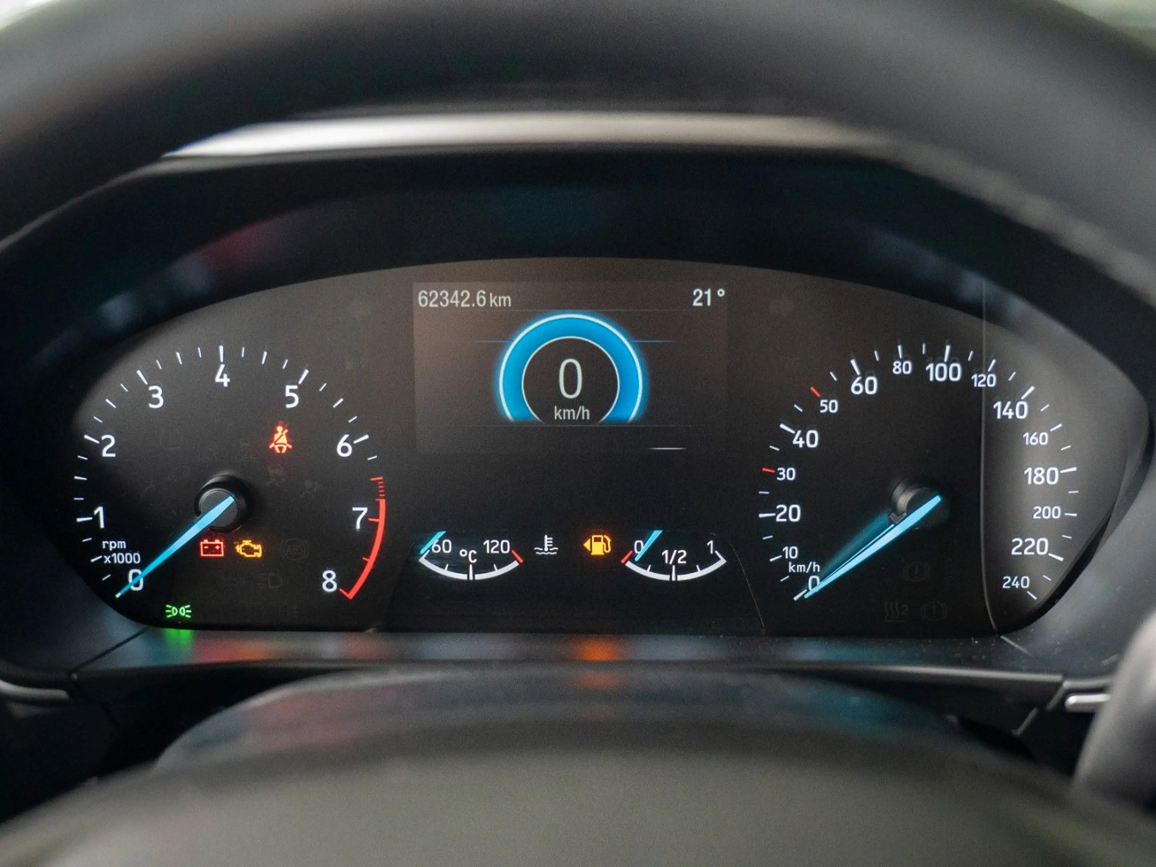 Ford Focus JRC*LED*Kamera*Winter P.*Induktionslades. — photo 12