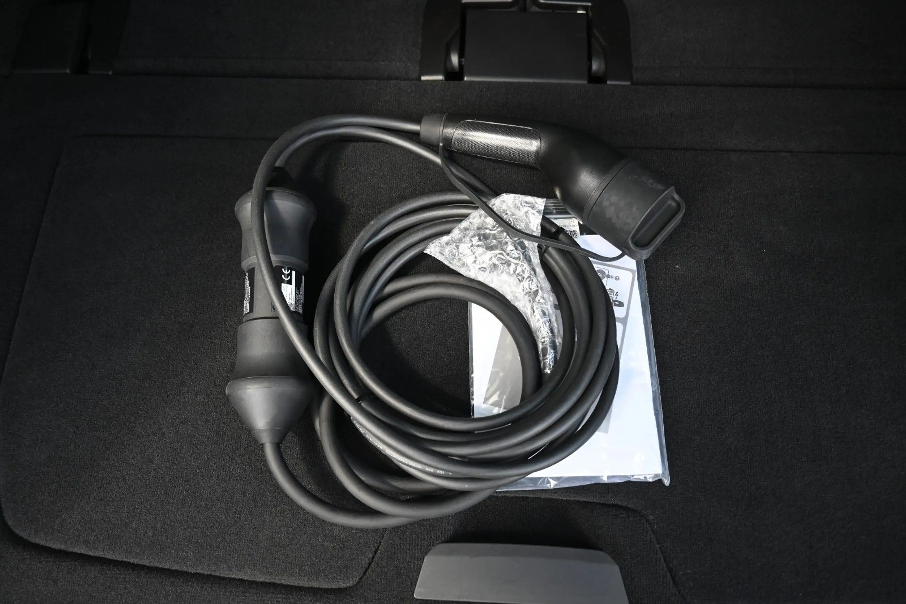 Volvo XC90 T8 AWD Ultra Dark*STDHZG*360°*LUFT*B&W*VOLL — photo 35