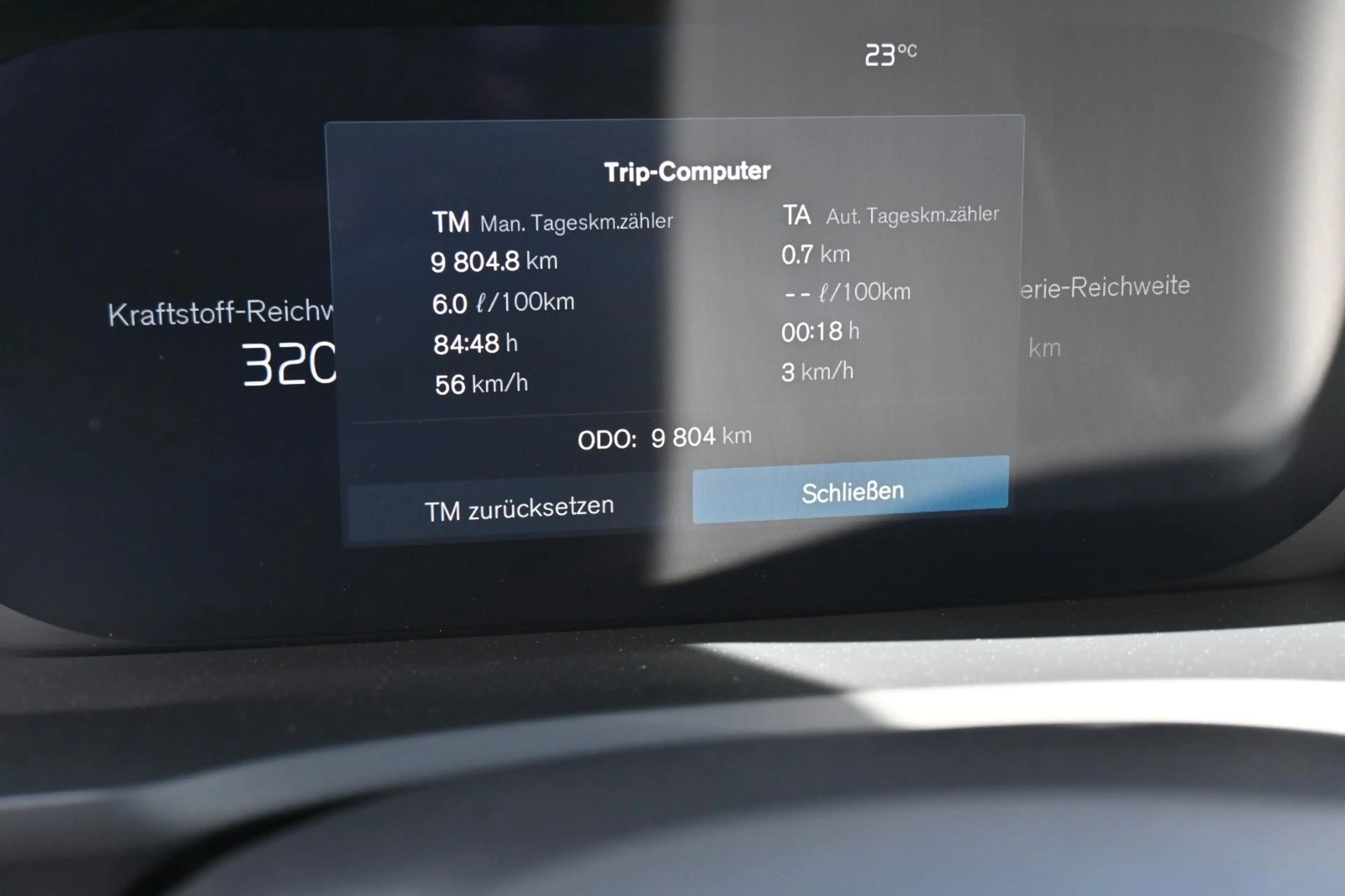 Volvo XC90 T8 AWD Ultra Dark*STDHZG*360°*LUFT*B&W*VOLL — photo 24