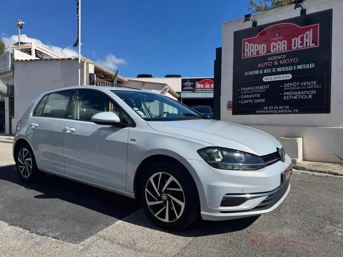 Volkswagen Golf Golf 1.0 TSI - 110  VII BERLINE Connect PHASE 2 Gris - 1