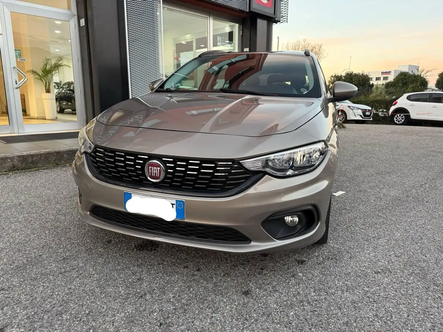 Fiat Tipo 1.6 Mjt S&S SW Easy Gris - 1