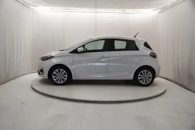 Renault Zoe view 2