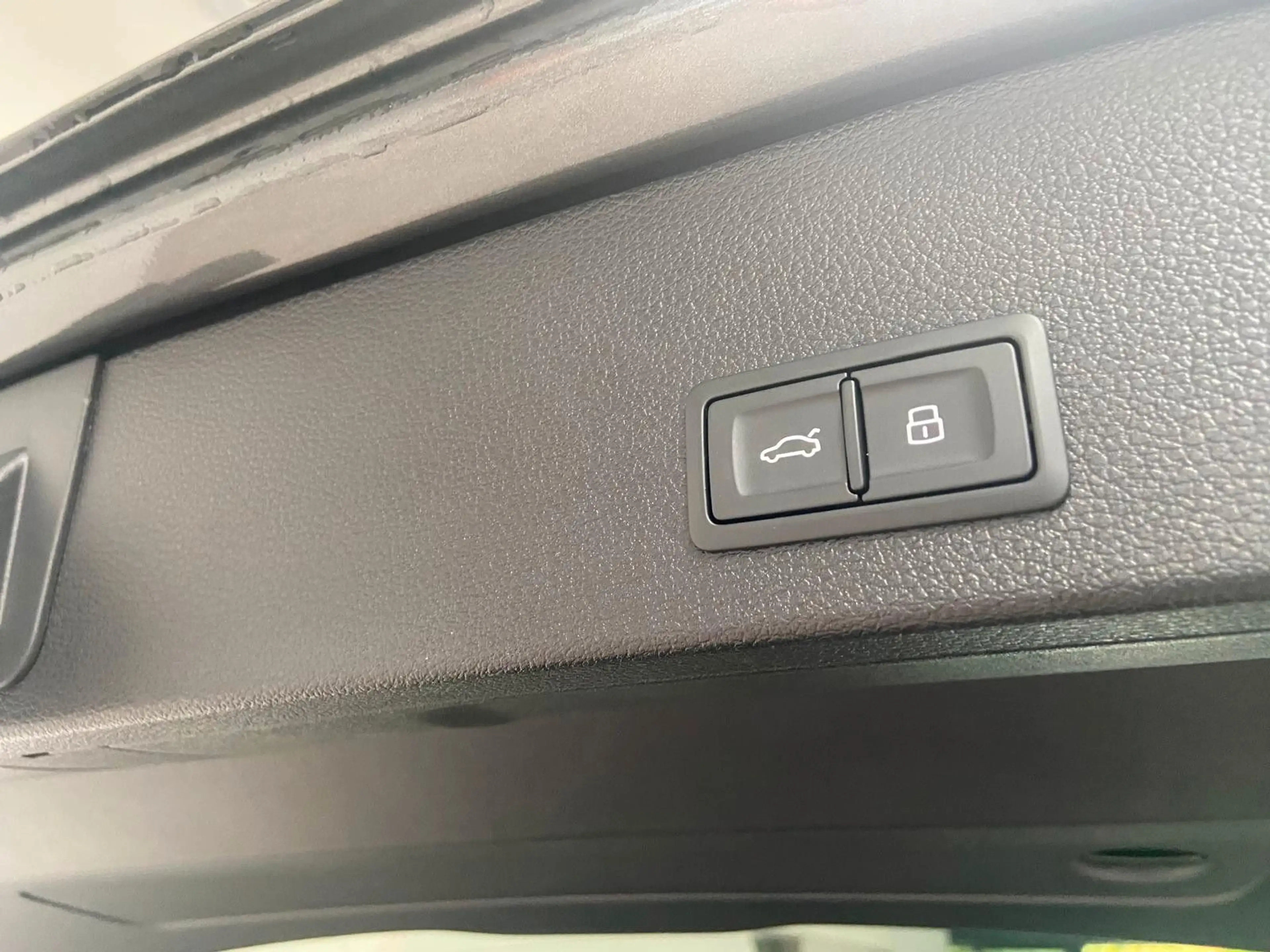 Audi SQ2 2.0 TFSI quattro MatrixLED Navi Sonos Carbon — photo 8