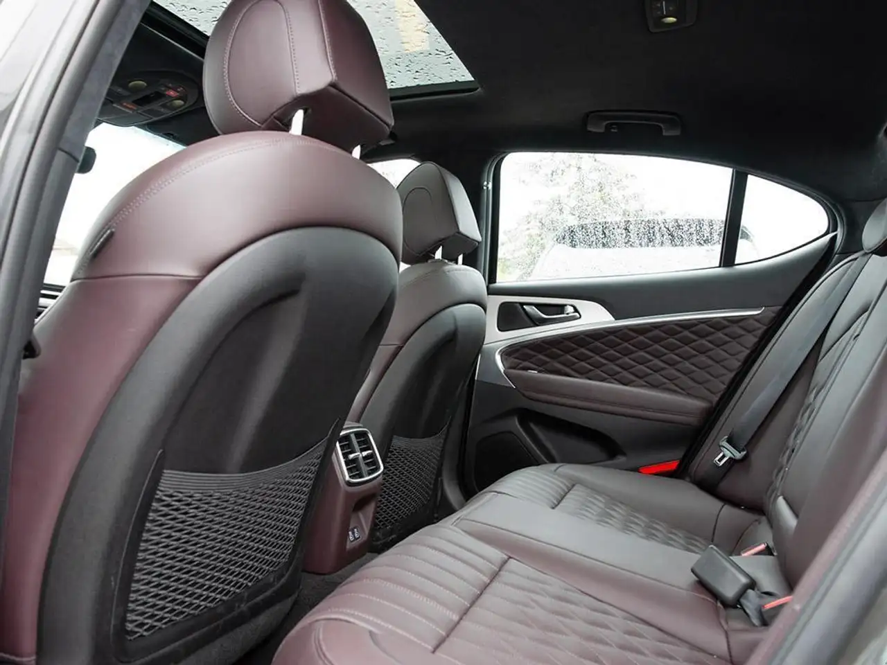 Genesis G70 снимка Genesis G70