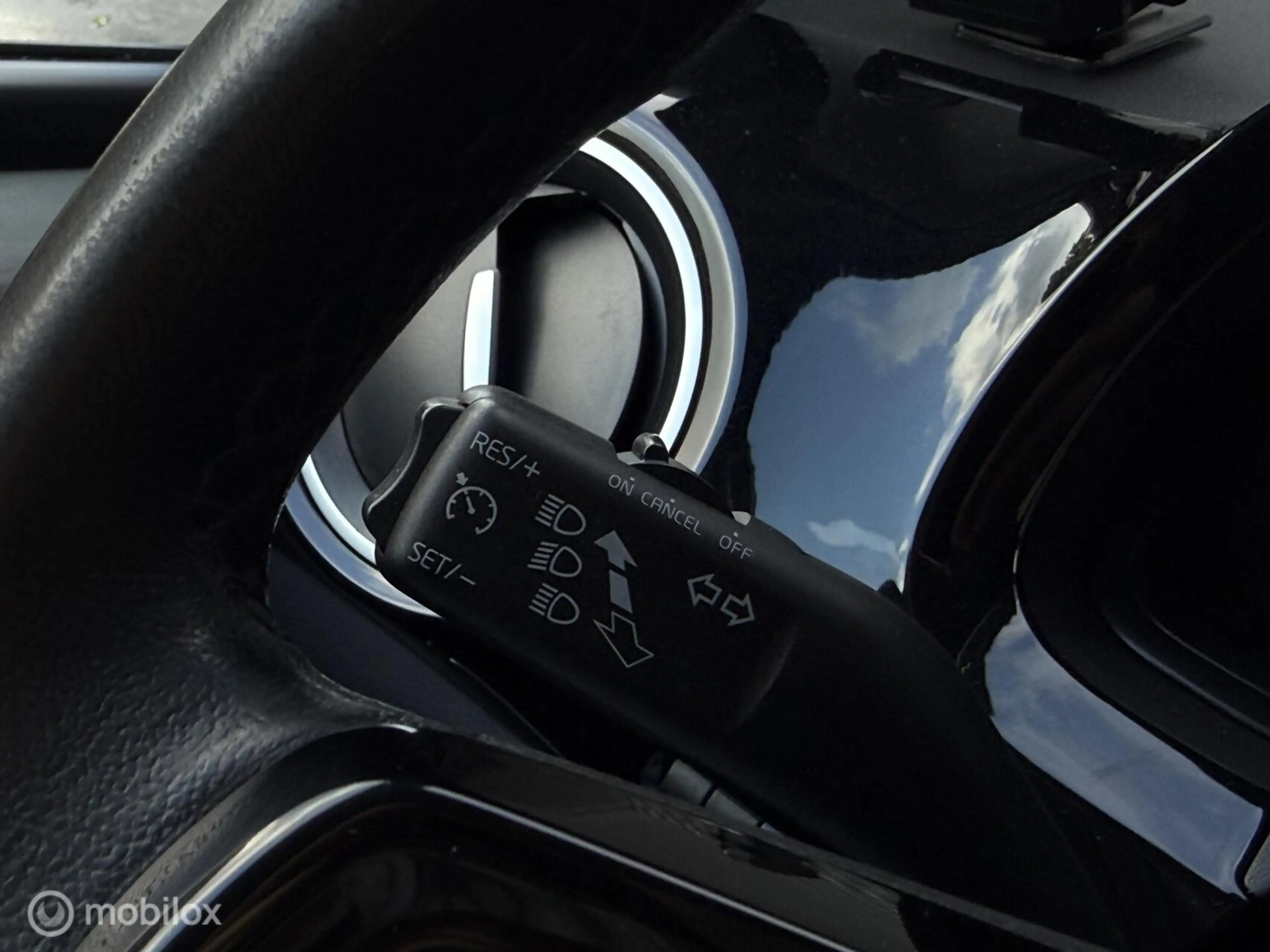 Volkswagen up! 1.0 high up! 5DRS BlueMotion CNG/Benzine | Airco | — photo 10