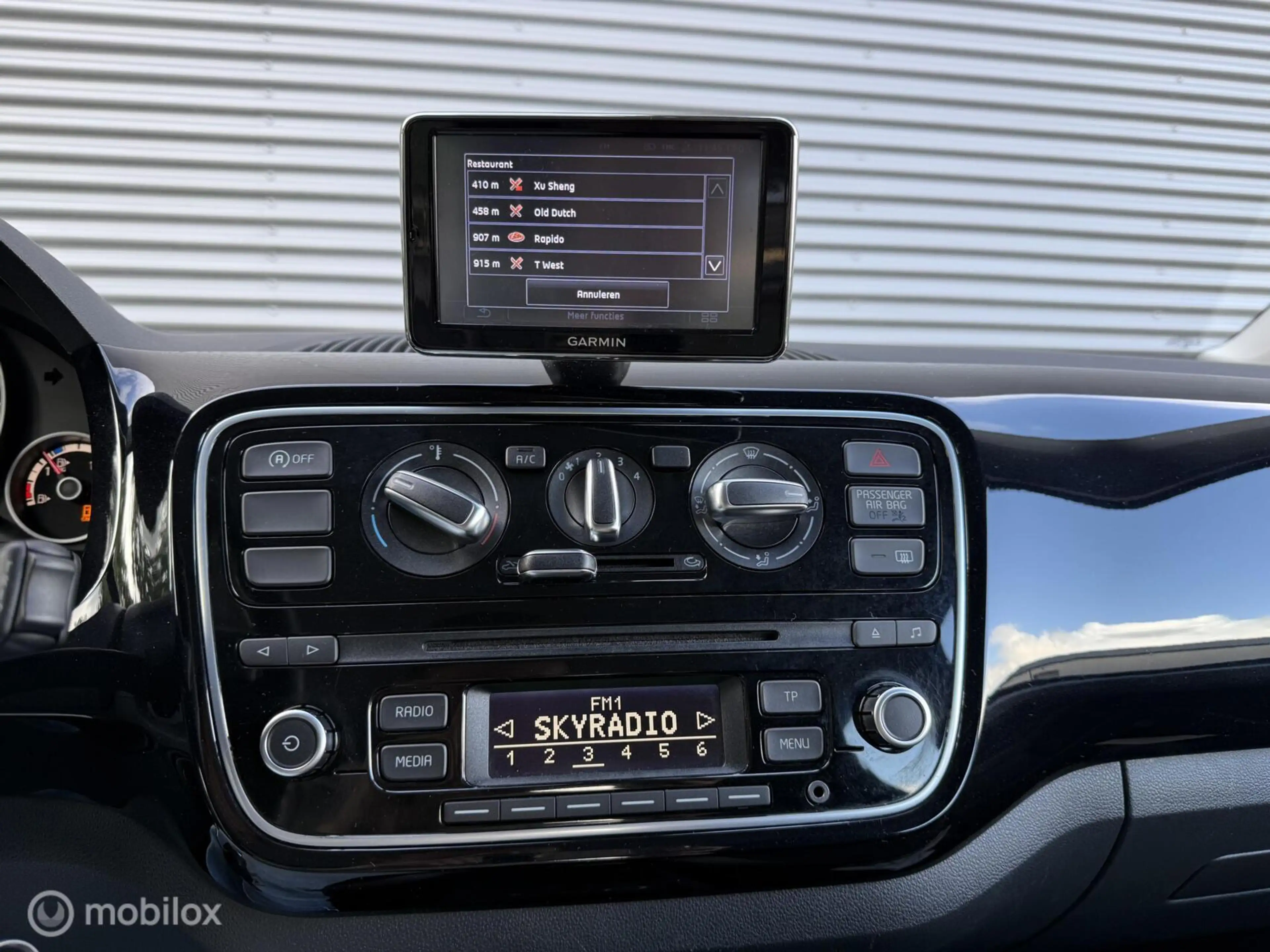 Volkswagen up! 1.0 high up! 5DRS BlueMotion CNG/Benzine | Airco | — photo 11