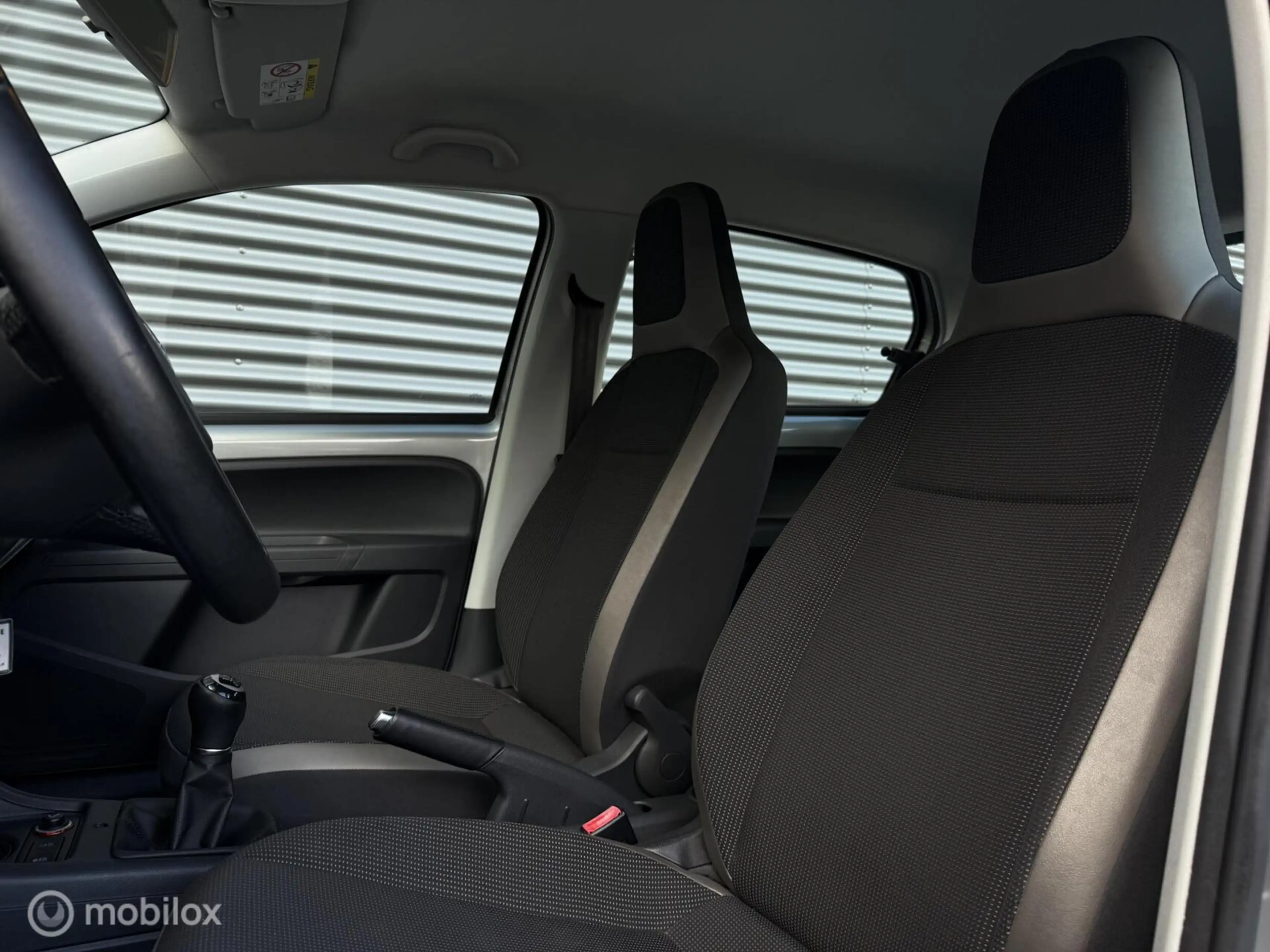 Volkswagen up! 1.0 high up! 5DRS BlueMotion CNG/Benzine | Airco | — photo 4