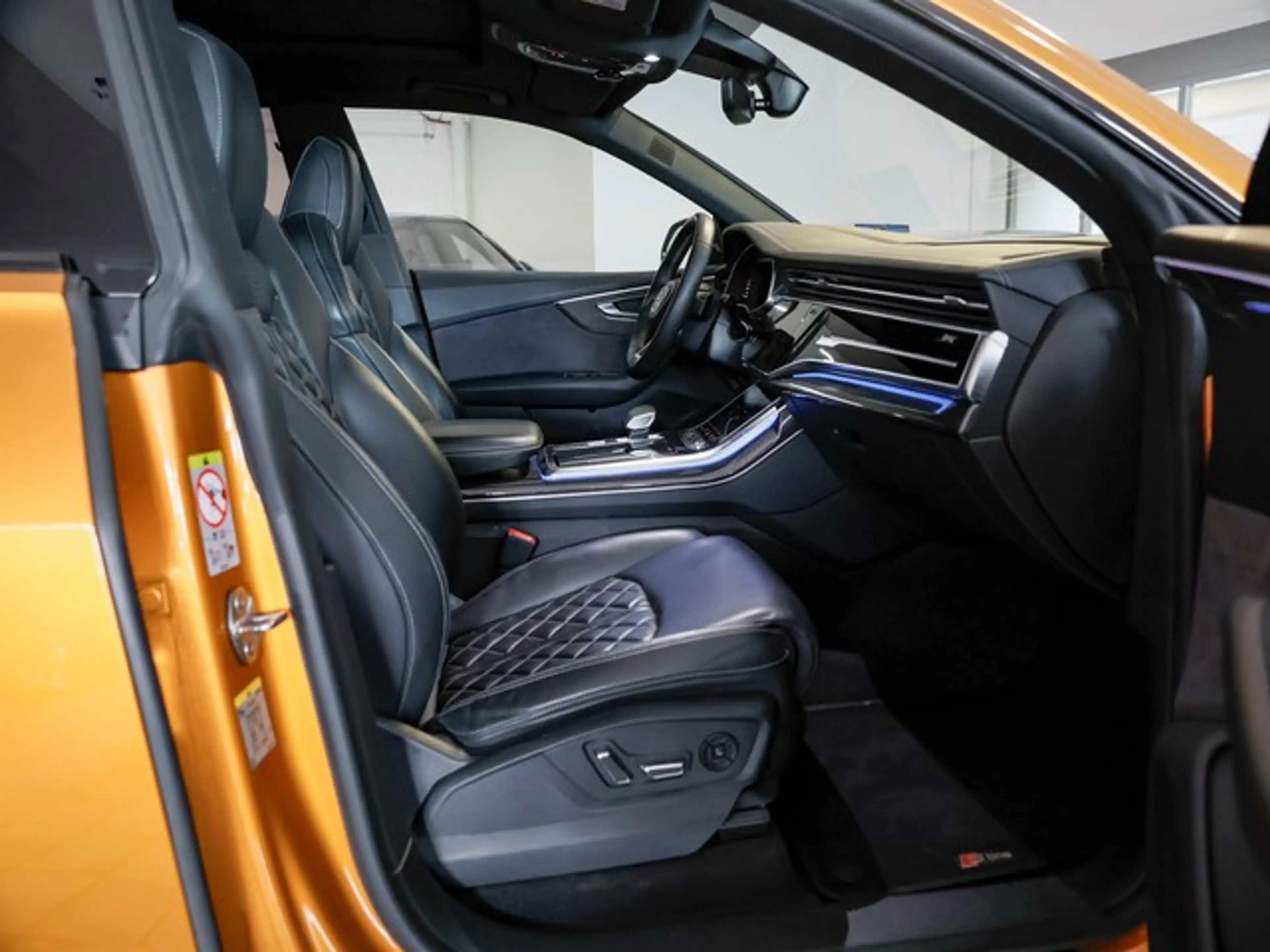 Audi SQ8 TFSI LM23 AHK ACC HD Matrix Pano B&O Luft. Memo... — photo 5