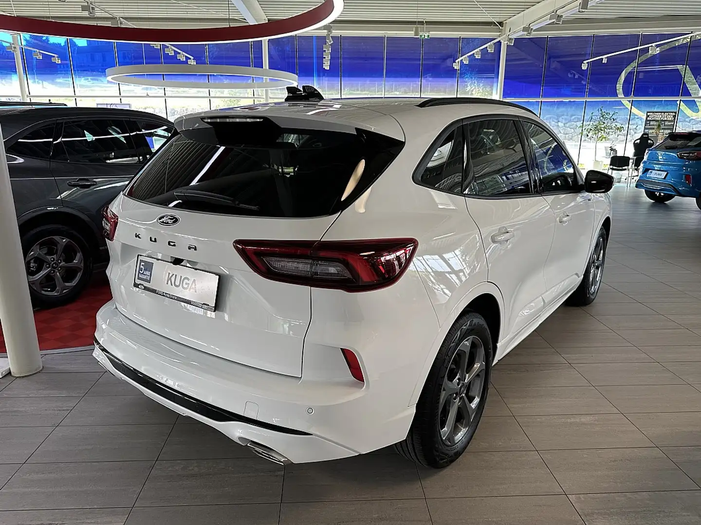 Ford Kuga 1,5 EcoBoost ST-Line Blanc - 2