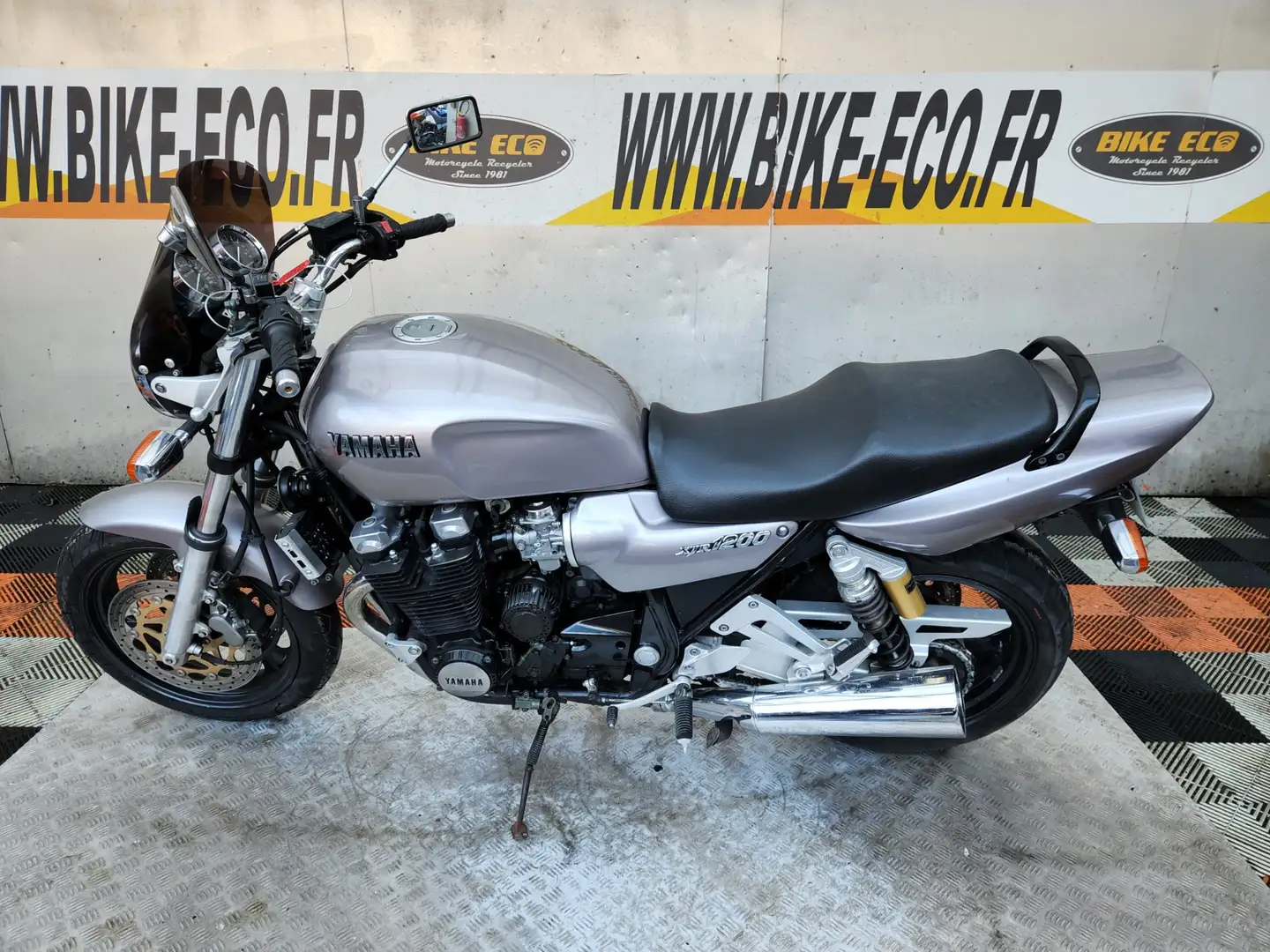 Yamaha XJR 1200 Gris - 2