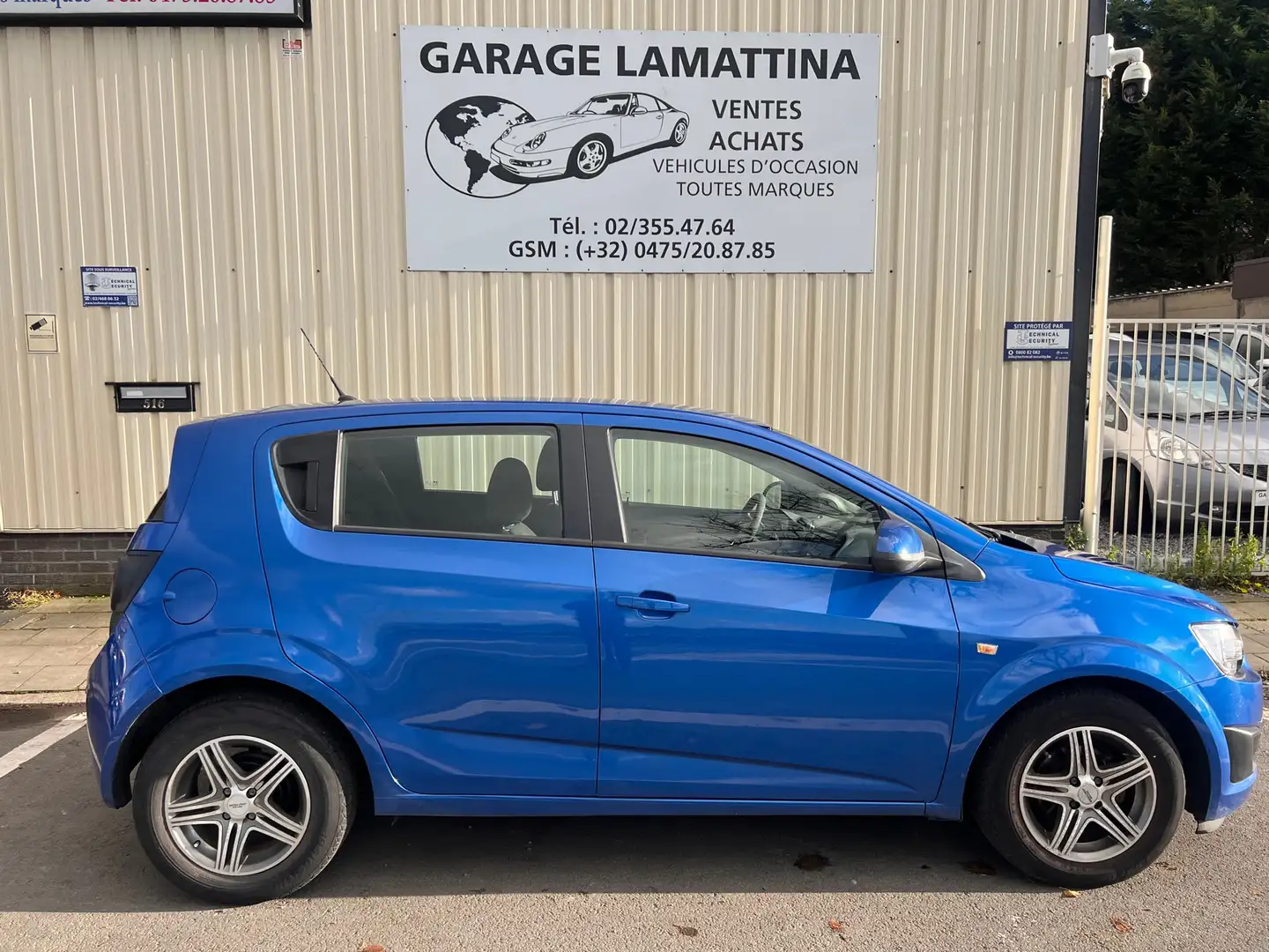 Chevrolet Aveo 1.2i sport pret a immatriculer Bleu - 1