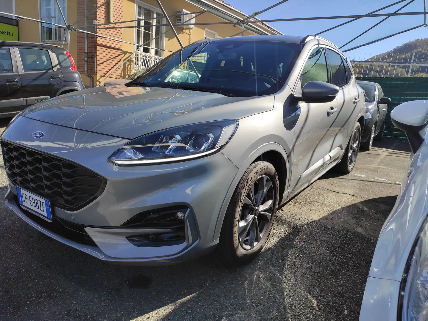 Ford Kuga Kuga III 2020 1.5 ecoboost ST-Line 2wd 150cv Grigio - 1