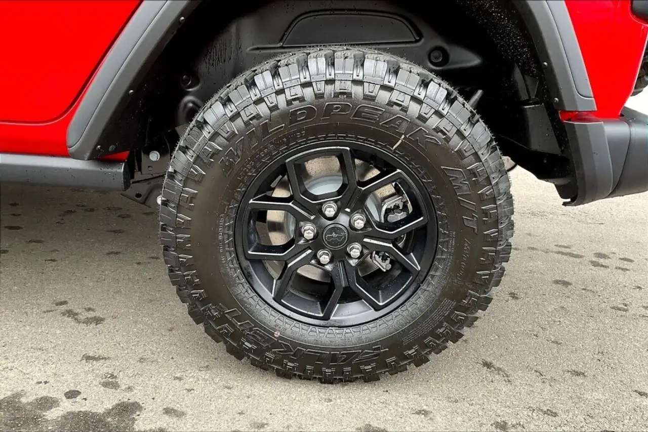 Jeep Wrangler снимка Jeep Wrangler