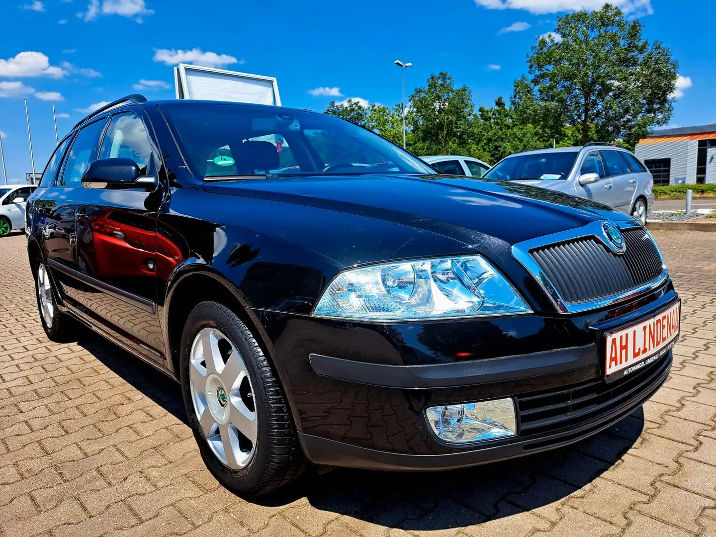 Skoda Octavia Combi Elegance Black - 2