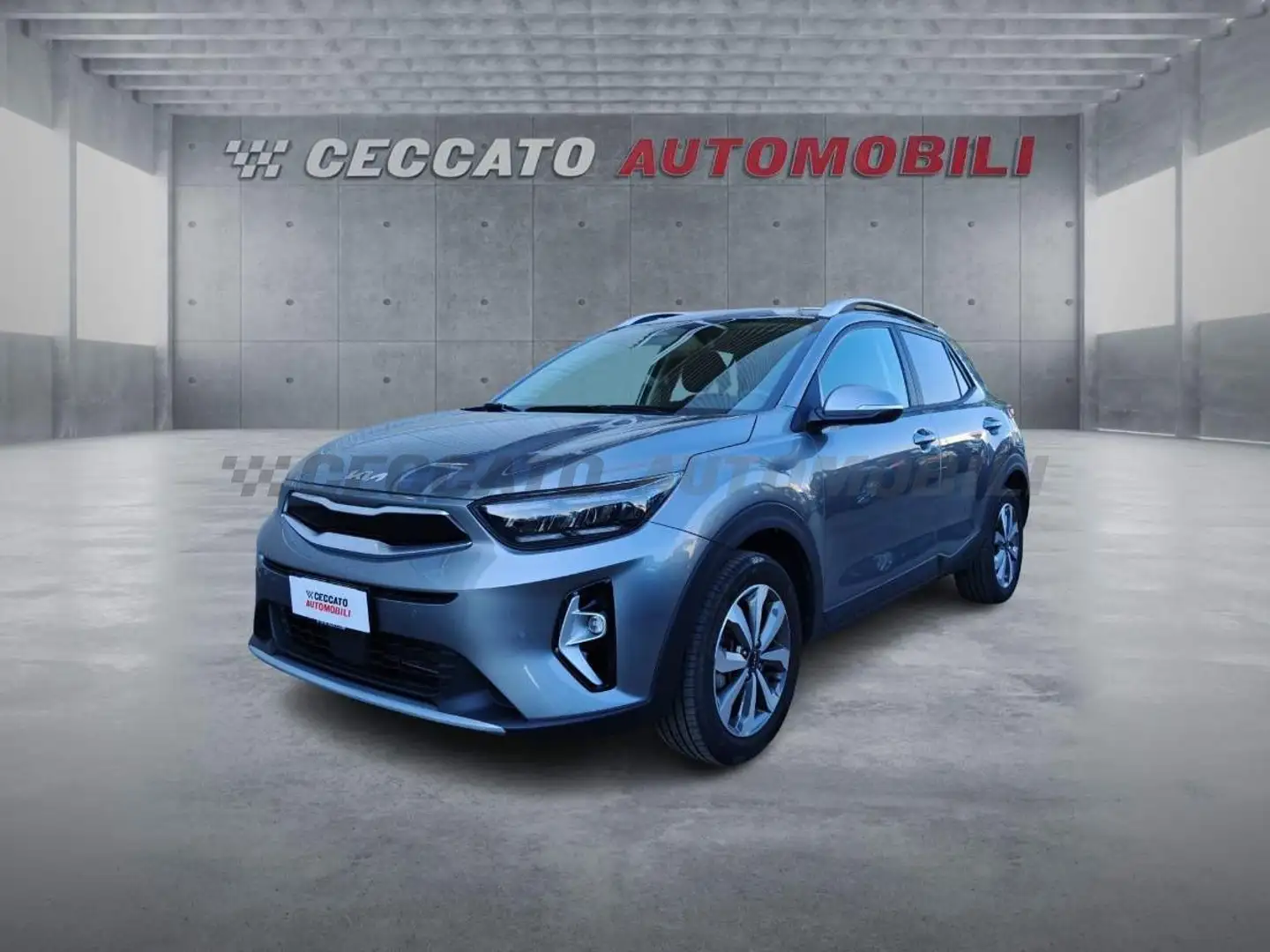 Kia Stonic Stonic 1.2 dpi Style 84cv Grau - 1