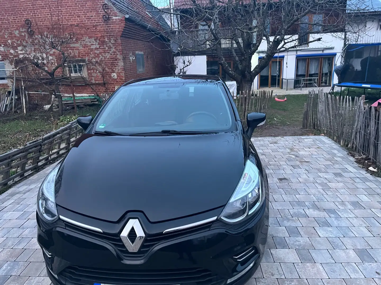 Renault Clio Energy TCe 75 Start & Stop LIMITED 2018 Schwarz - 1