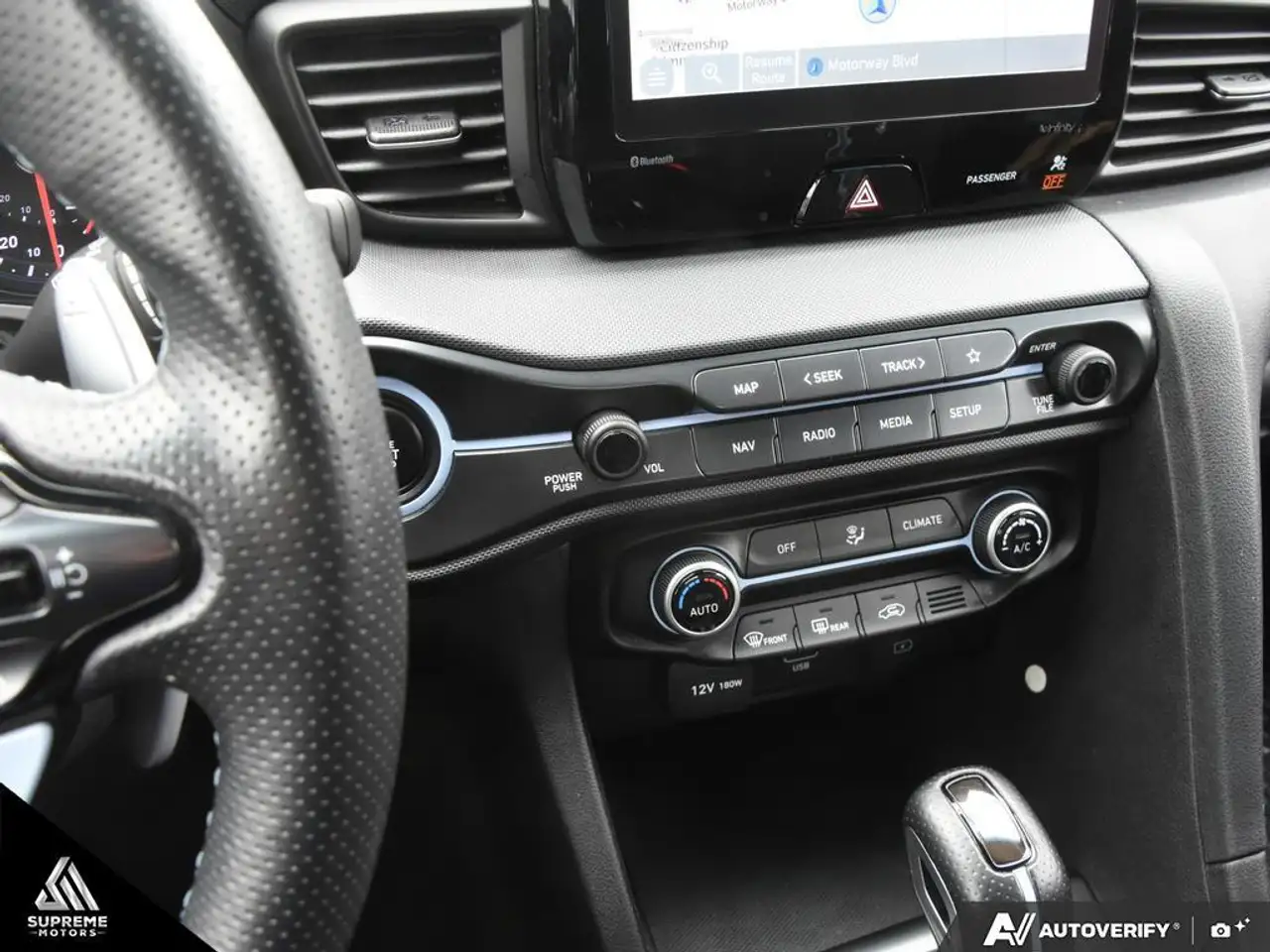 Hyundai VELOSTER photo Hyundai VELOSTER