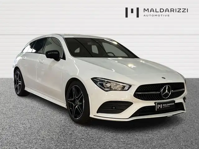 Mercedes-Benz CLA 200 200 d Premium auto