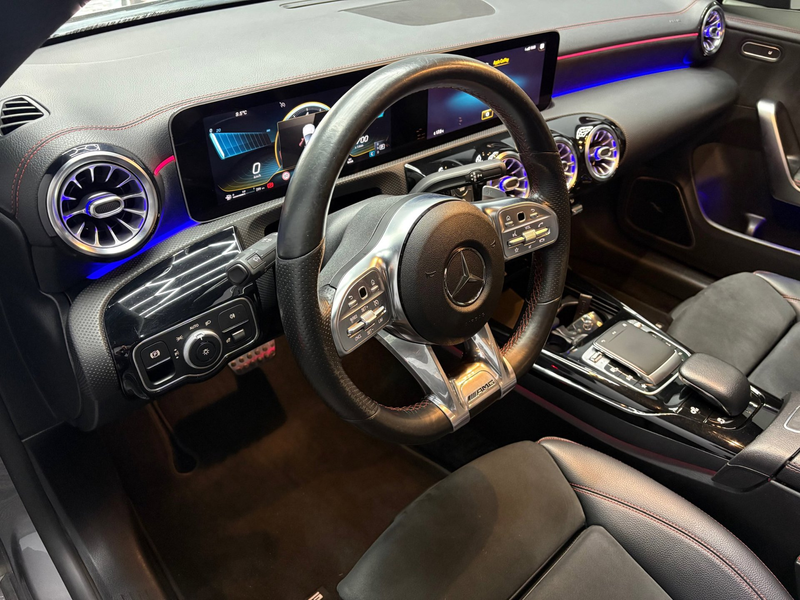 Mercedes-Benz CLA 35 AMG 4MATIC Premium Plus — photo 6