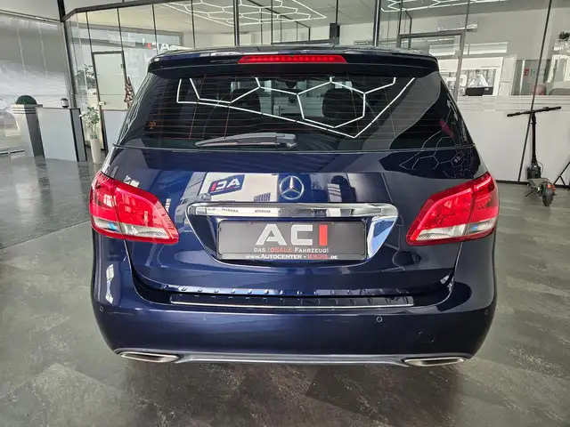 Mercedes-Benz B-Class view 8