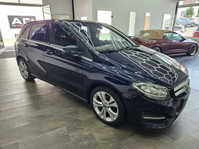 Mercedes-Benz B-Class view 11