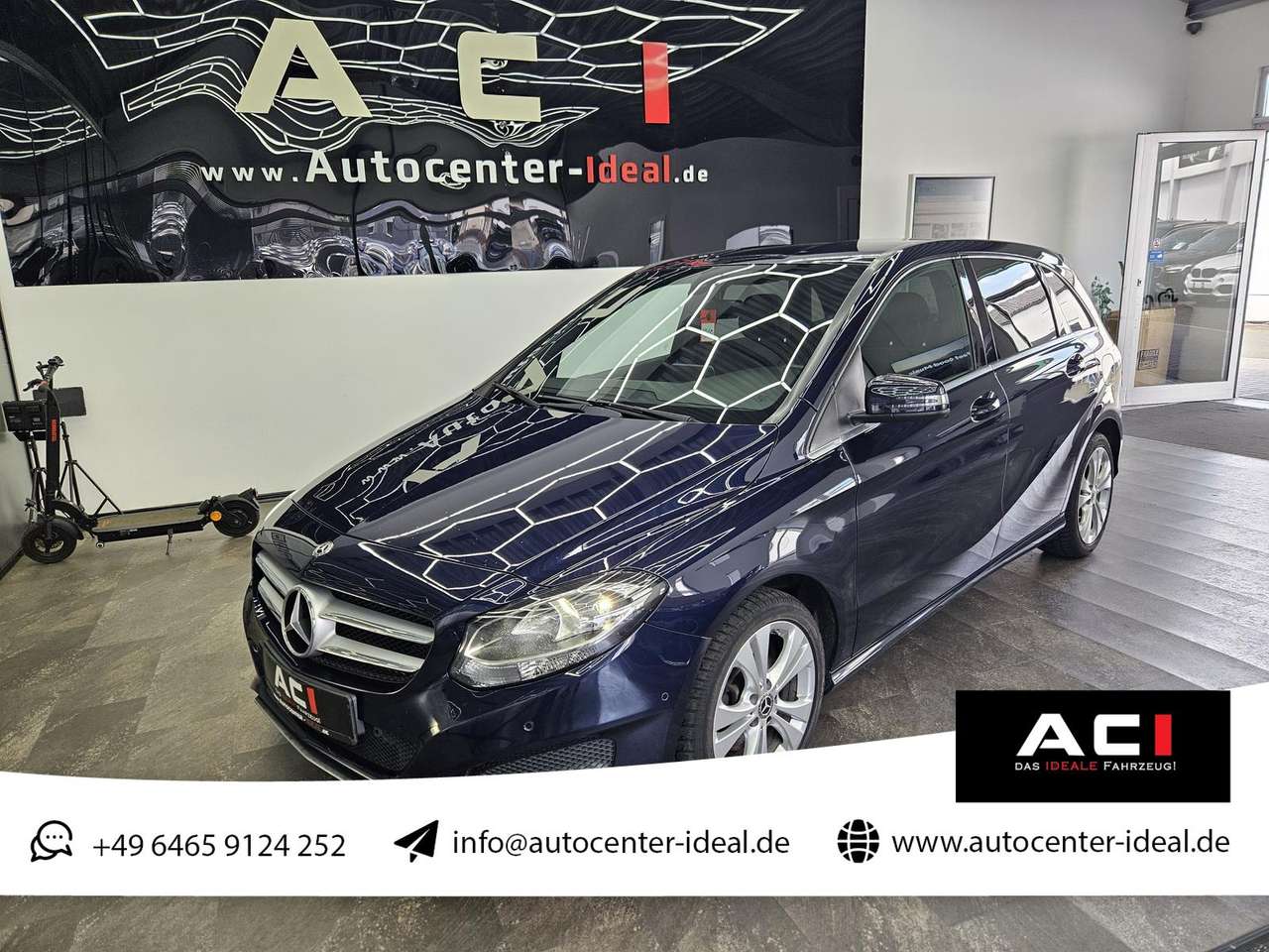 Mercedes-Benz B 180