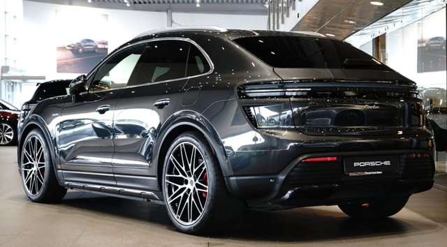 Porsche Macan Electric Turbo