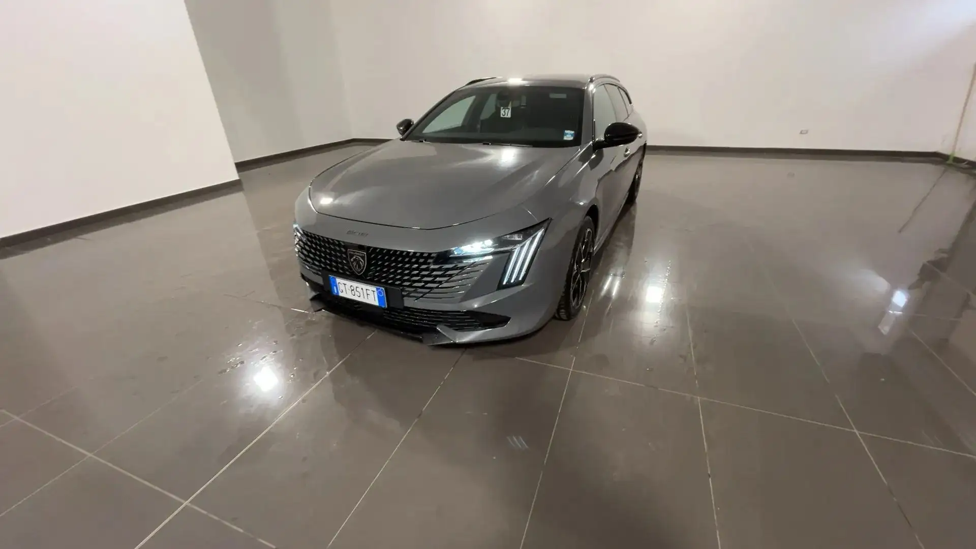 Peugeot 508 508 SW 1.5 bluehdi GT s&s 130cv eat8 Gris - 1