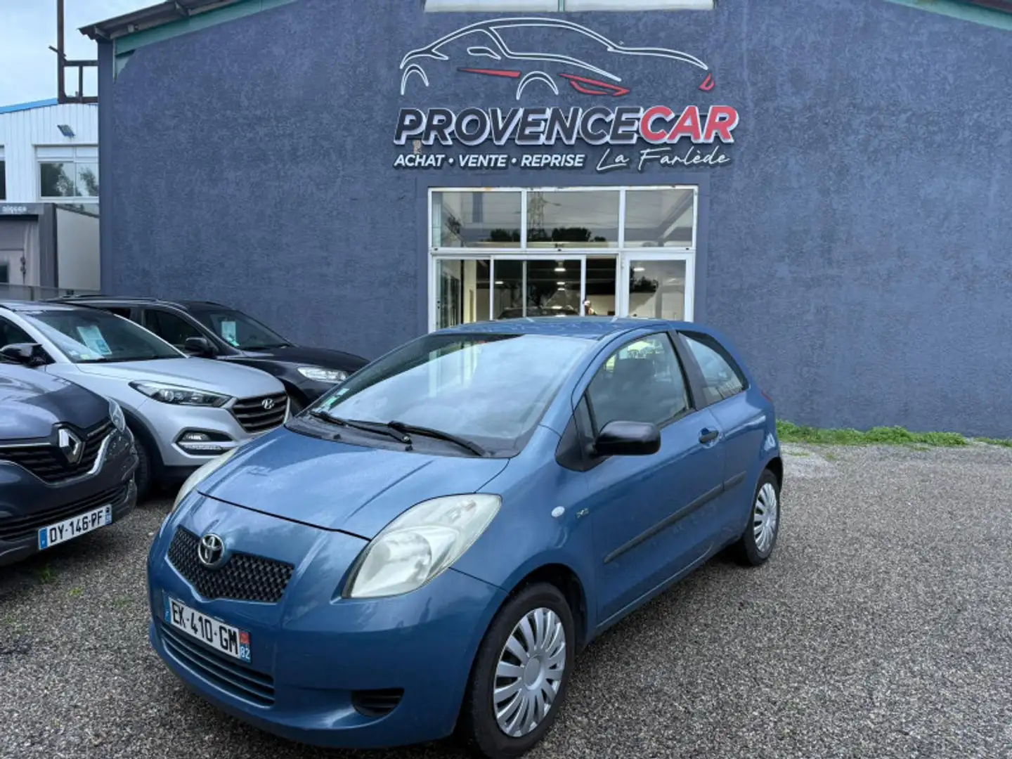 Toyota Yaris 90 D-4D LUNA 3P Blau - 1