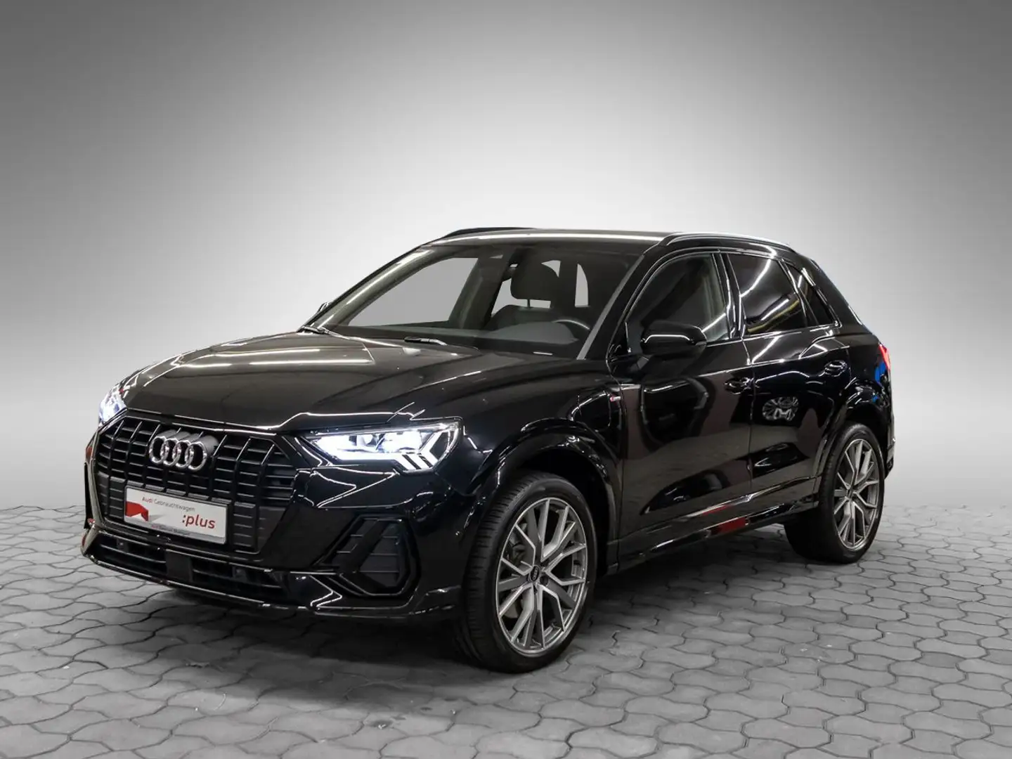 Audi Q3 45 TFSI e S line Keyless VirtCo AHK 20'' Schwarz - 2
