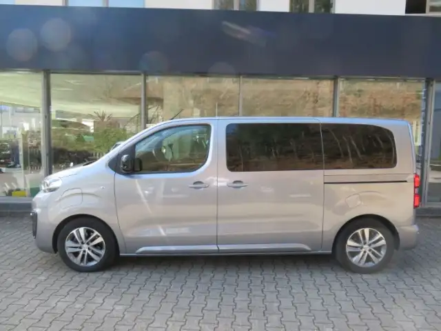 Peugeot Traveller e-Traveller L2 (75kWh) Allure HUD Panorama Navi Xe