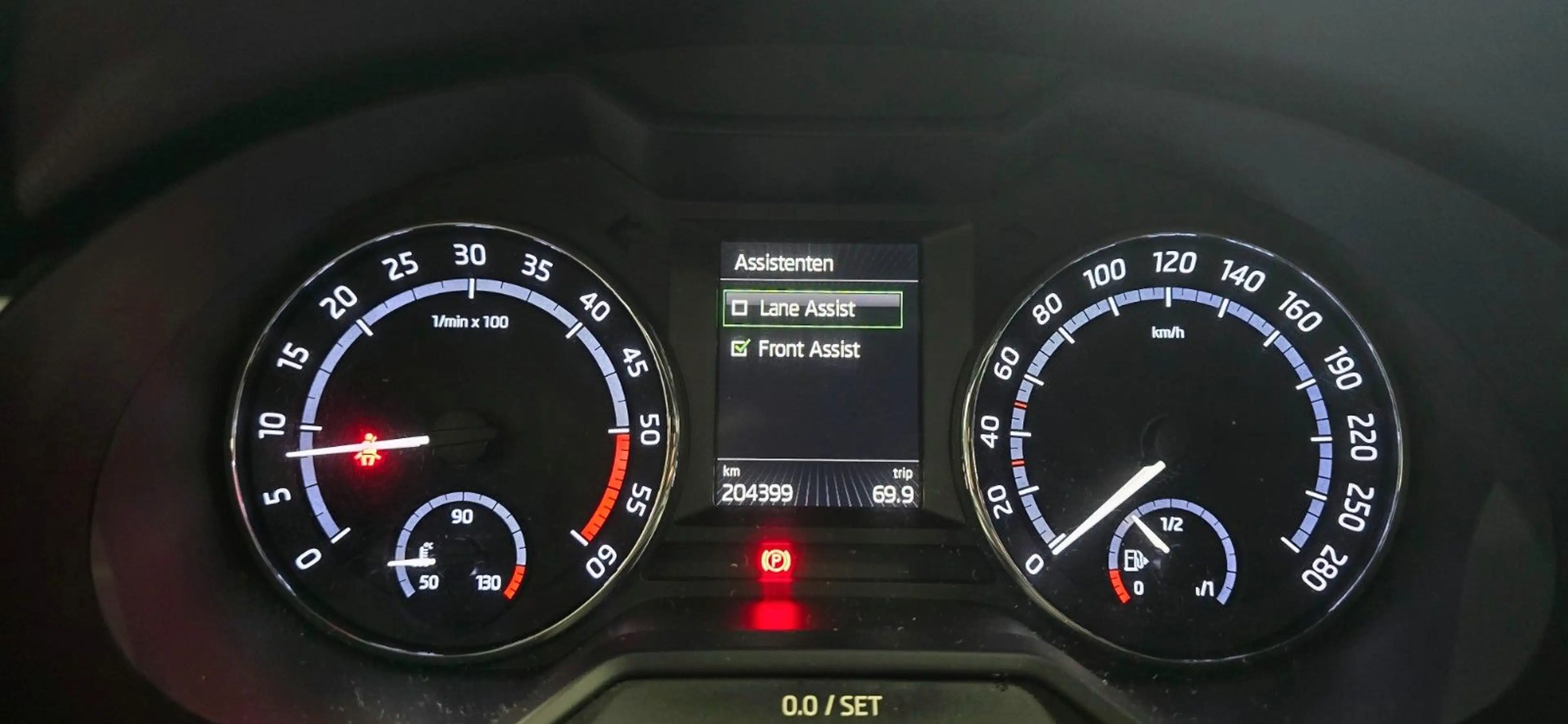 Skoda Octavia Combi RS*NAVI*ABSTAND*APPLE CARPLAY*DAB — photo 37