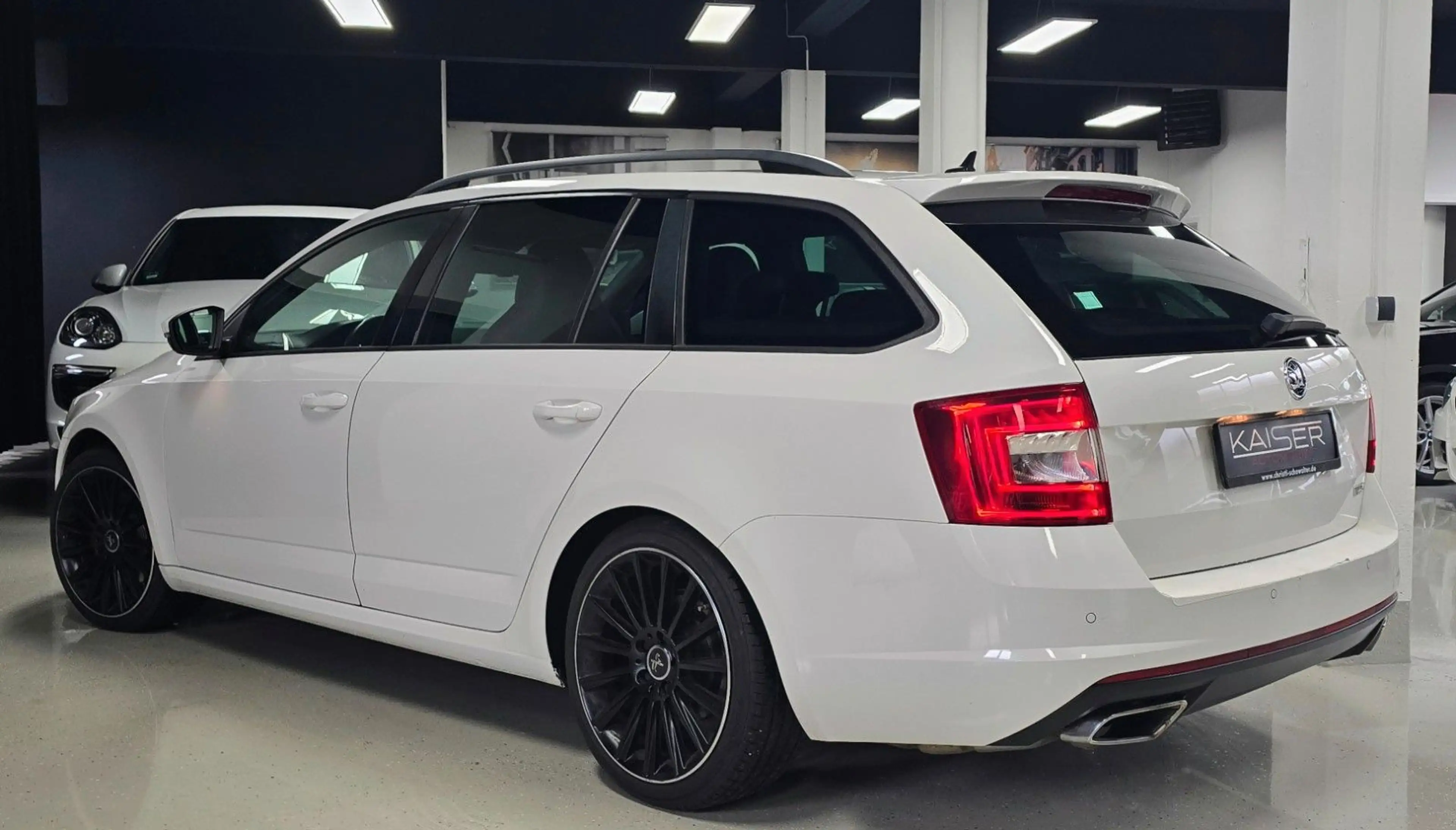 Skoda Octavia Combi RS*NAVI*ABSTAND*APPLE CARPLAY*DAB — photo 9