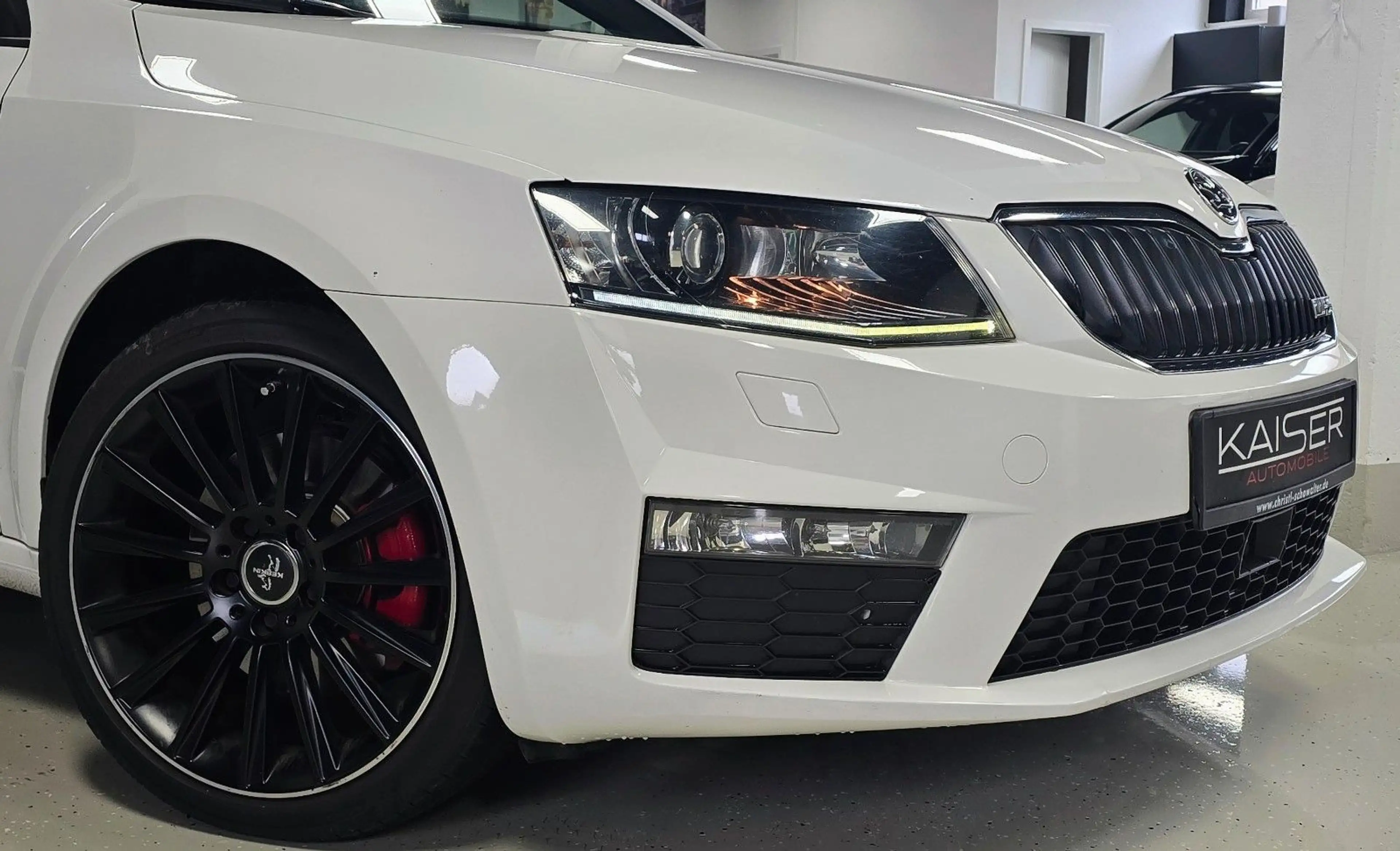 Skoda Octavia Combi RS*NAVI*ABSTAND*APPLE CARPLAY*DAB — photo 8