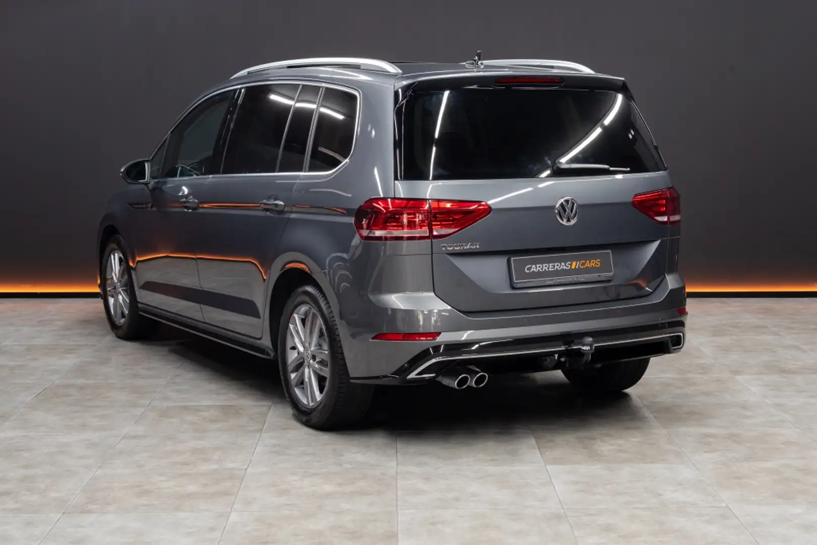 Volkswagen Touran 2.0TDI CR BMT Sport DSG7 110kW Gris - 2