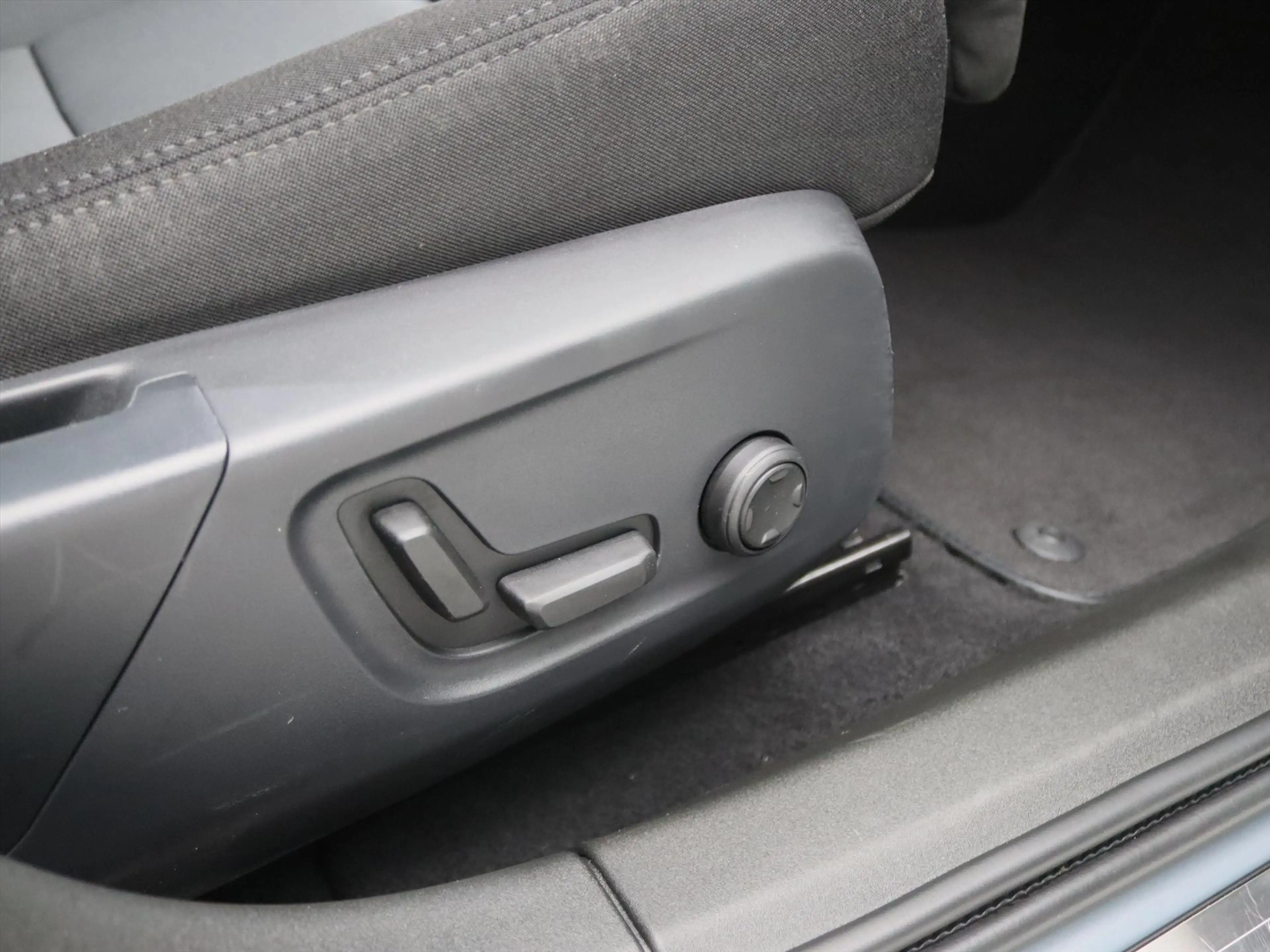 Polestar 2 Long Range Dual Motor 408PK 78kWh 93.1% SoH [ PILO — photo 18