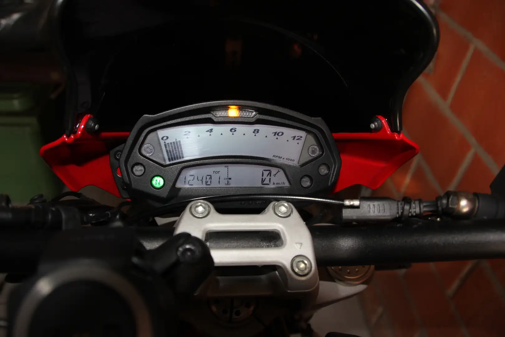 Ducati Monster 796 ABS Rood - 2