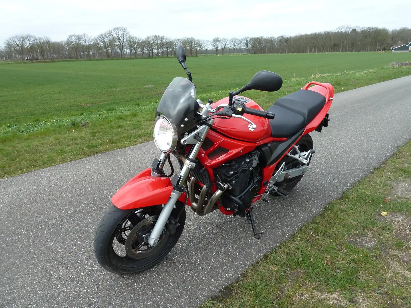Suzuki Bandit 650 Červená - 1