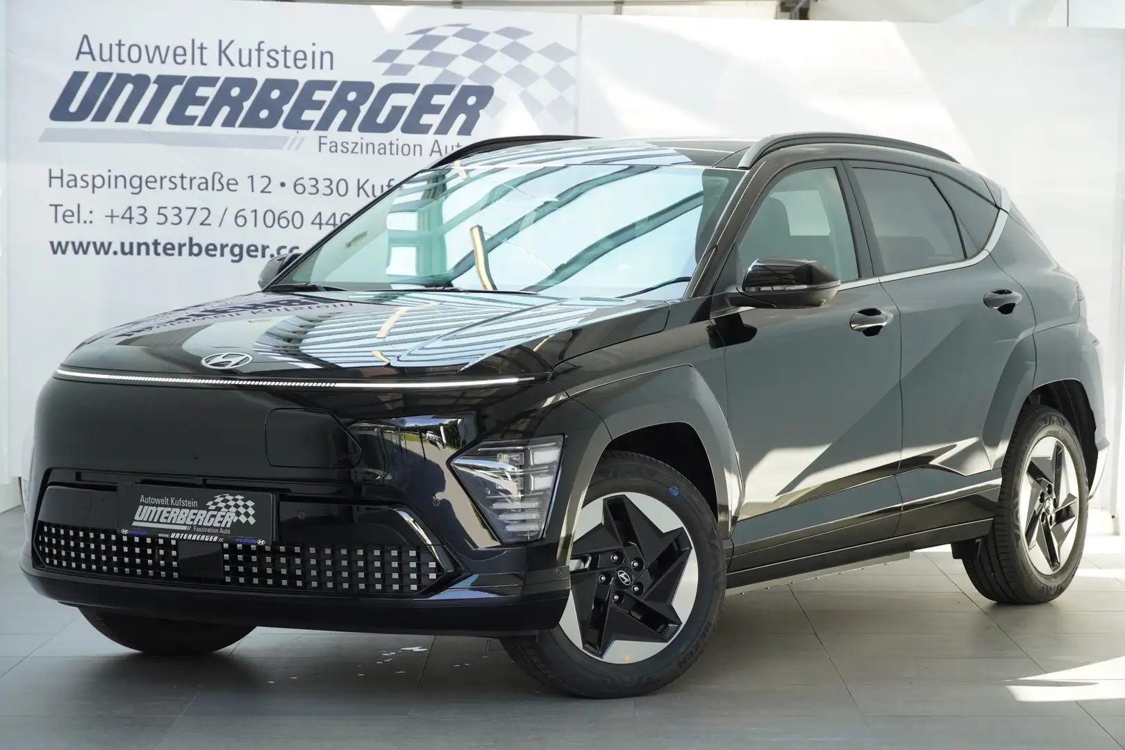 Hyundai KONA EV (SX2) GO 65,4 kWh Schwarz - 1