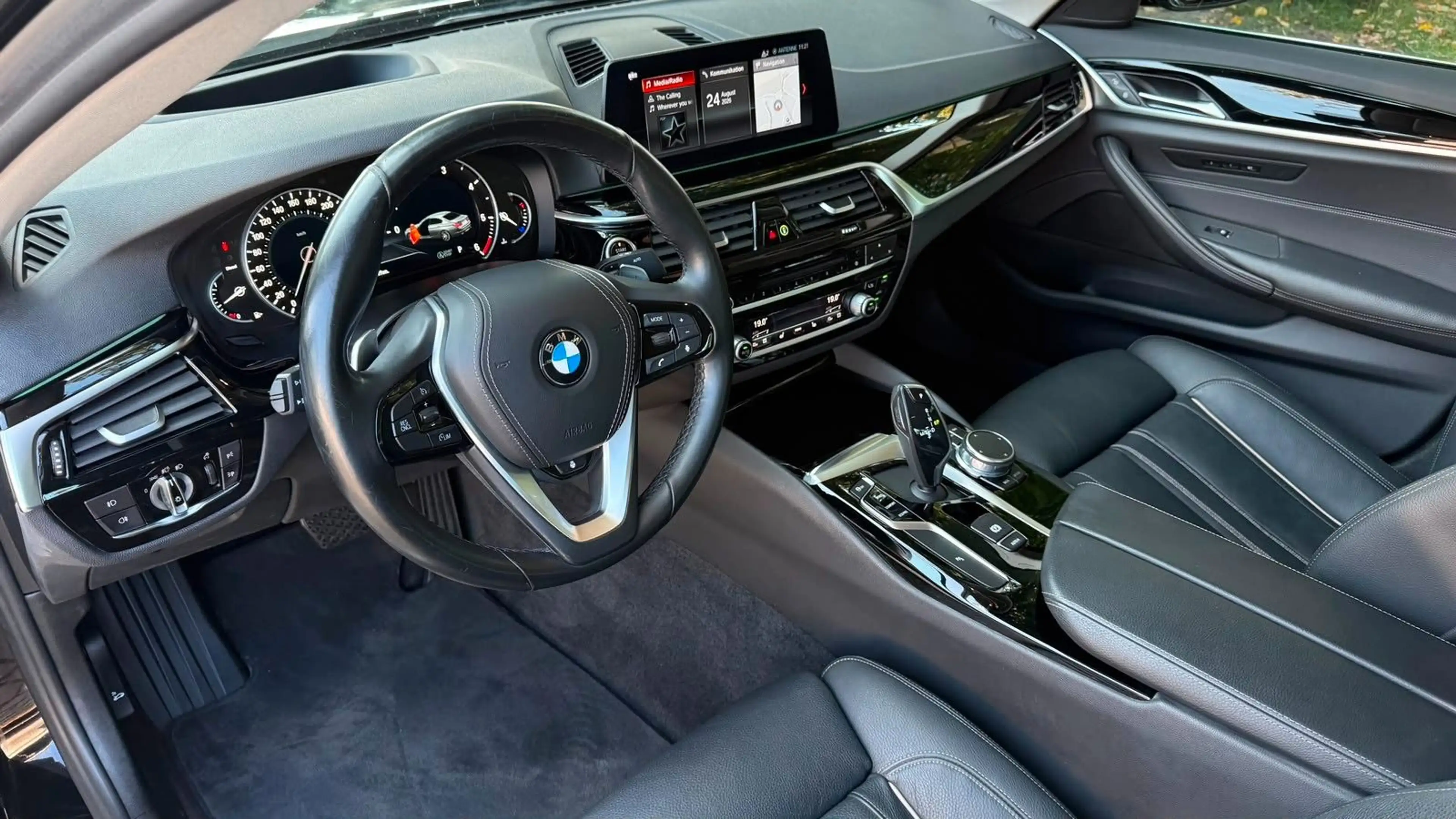 BMW 540 d Lim xDrive Sport Line/HeadUp/Integral/LED — photo 9