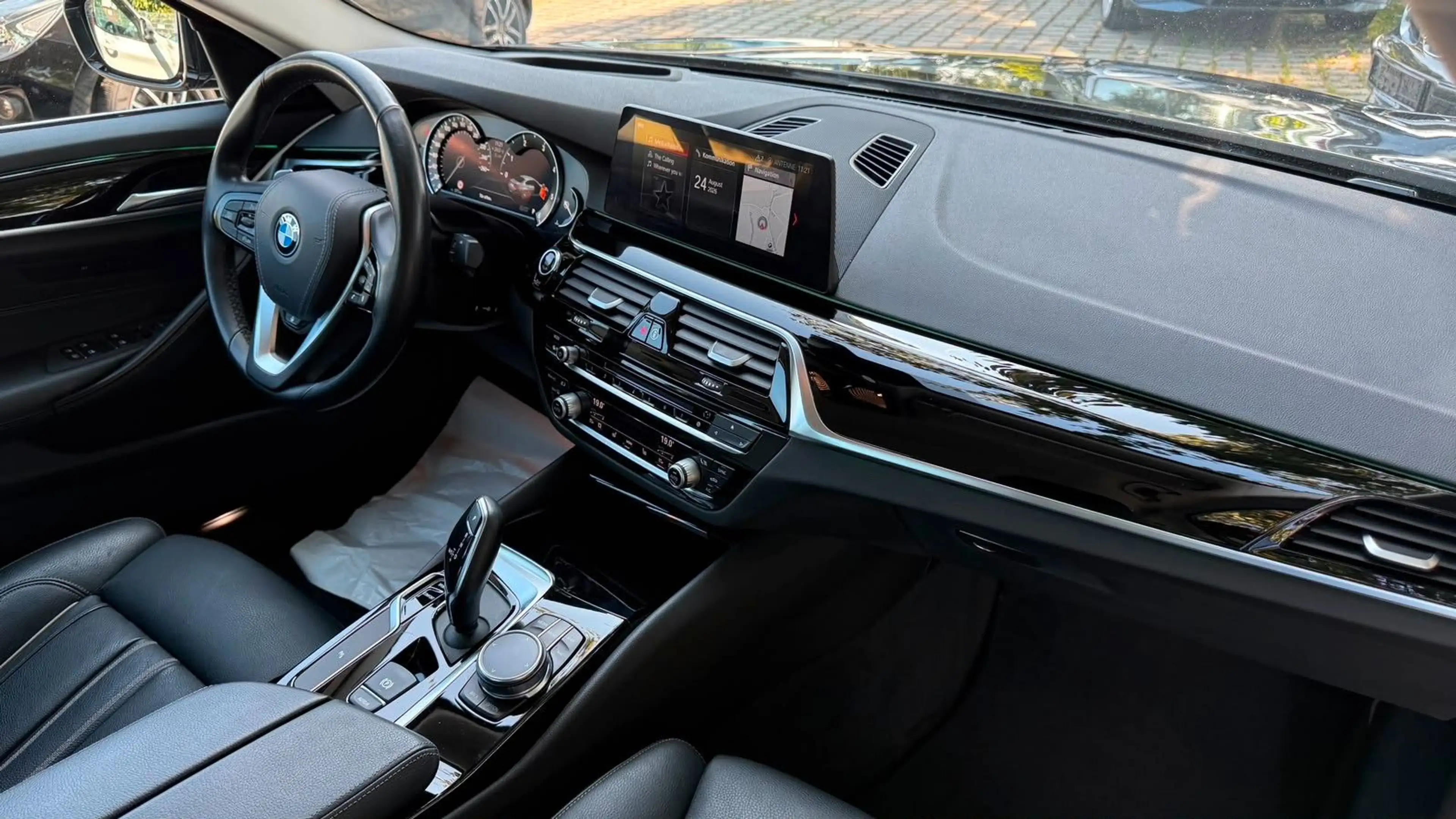 BMW 540 d Lim xDrive Sport Line/HeadUp/Integral/LED — photo 11