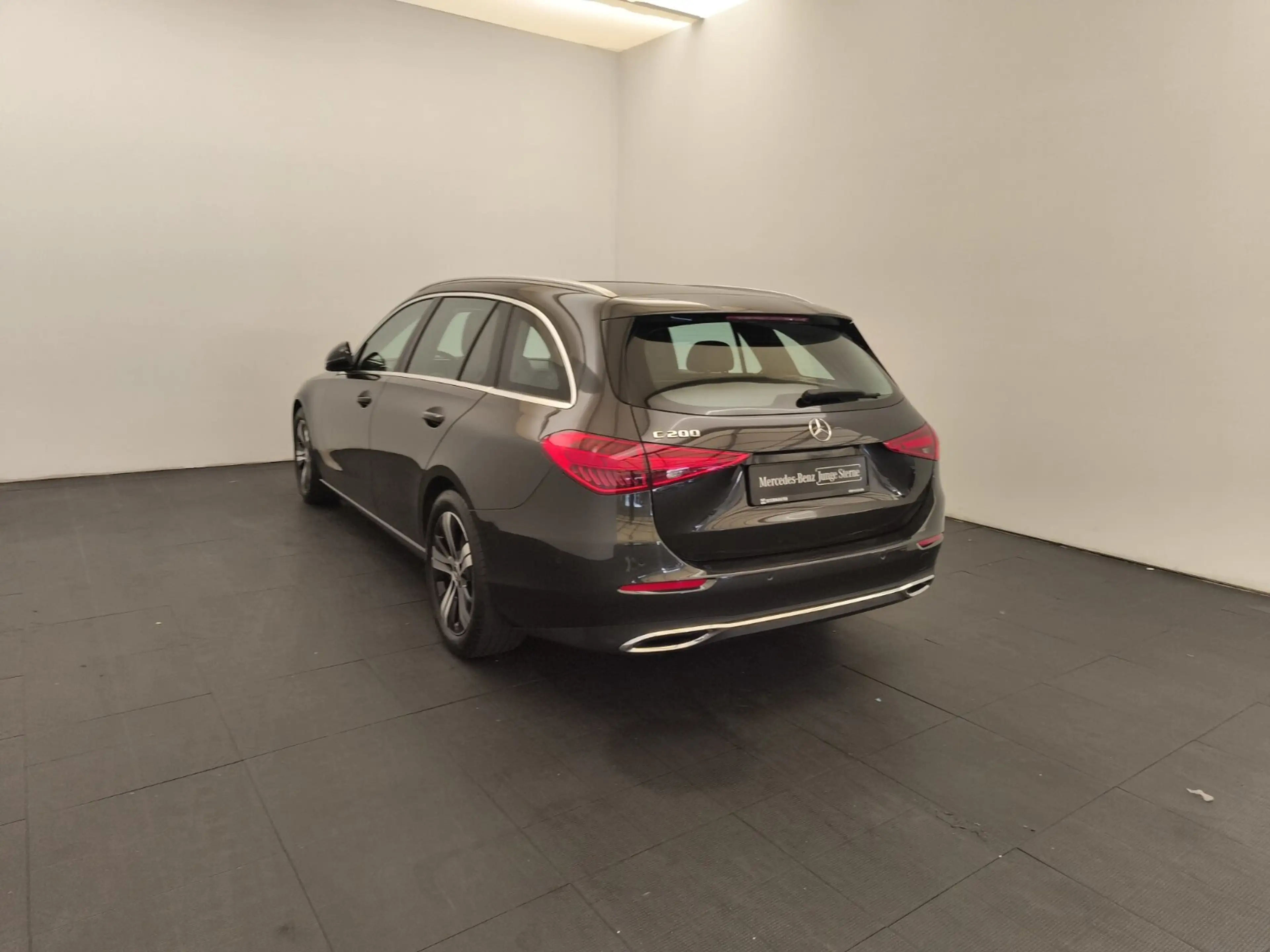 Mercedes-Benz C 200 C 200 T Avantgarde Advanced Ambien RüCam LED DAB — photo 7