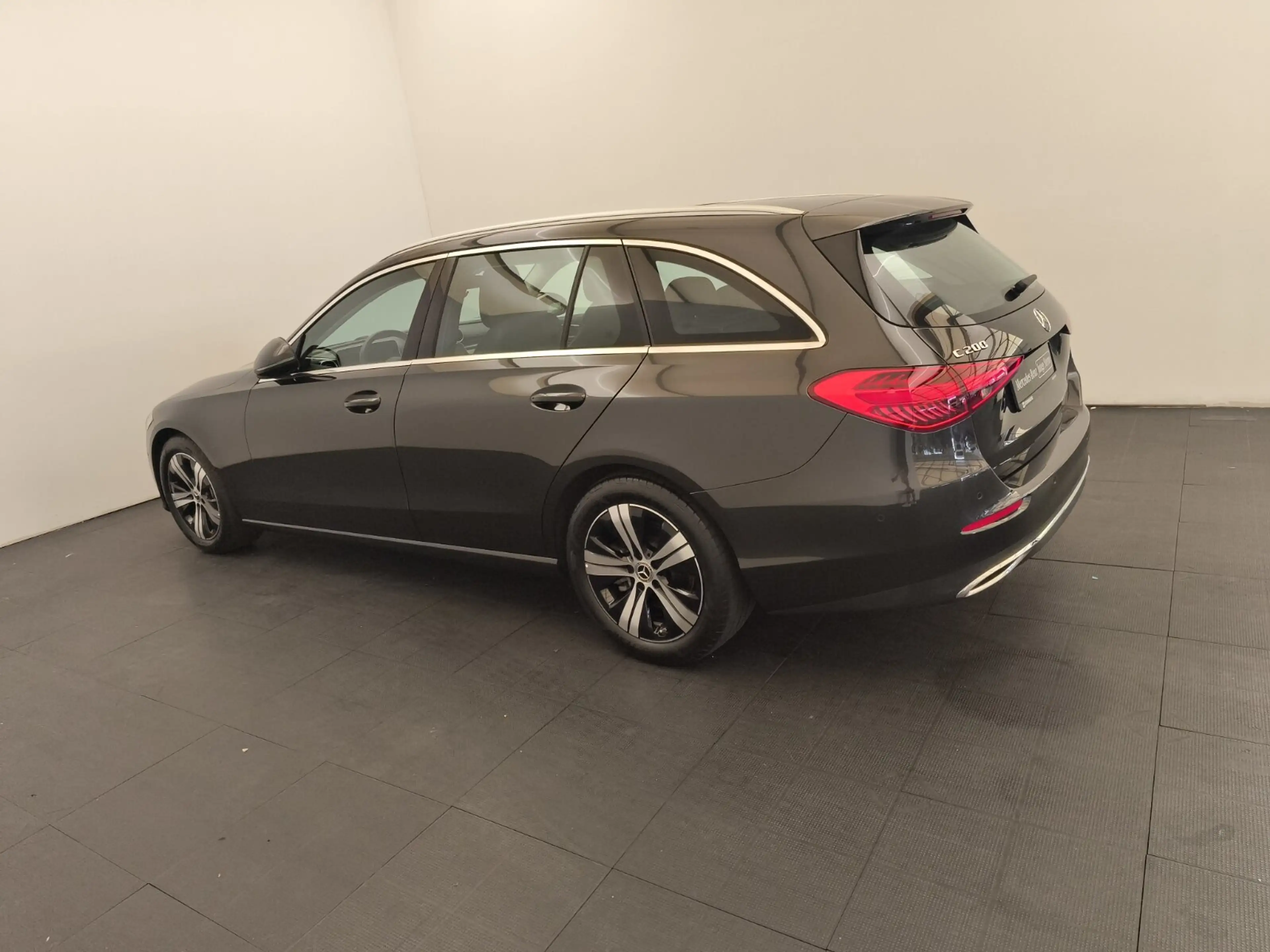 Mercedes-Benz C 200 C 200 T Avantgarde Advanced Ambien RüCam LED DAB — photo 8