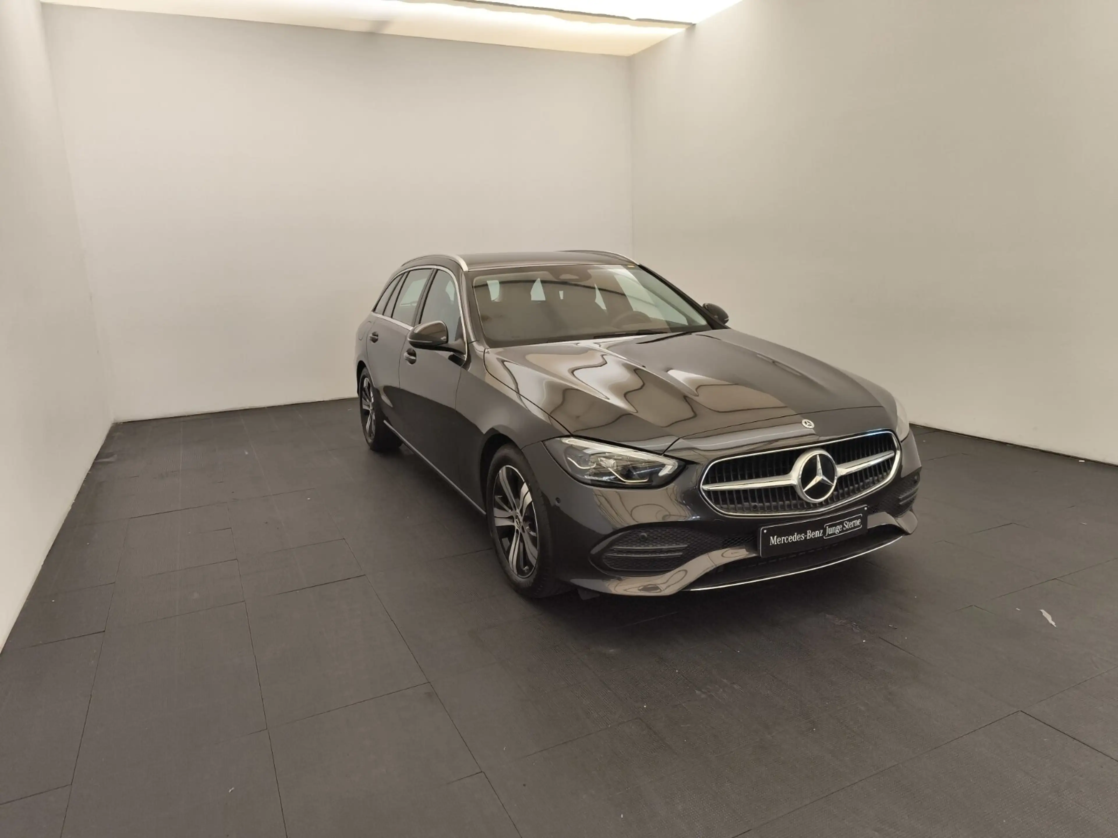 Mercedes-Benz C 200 C 200 T Avantgarde Advanced Ambien RüCam LED DAB — photo 3