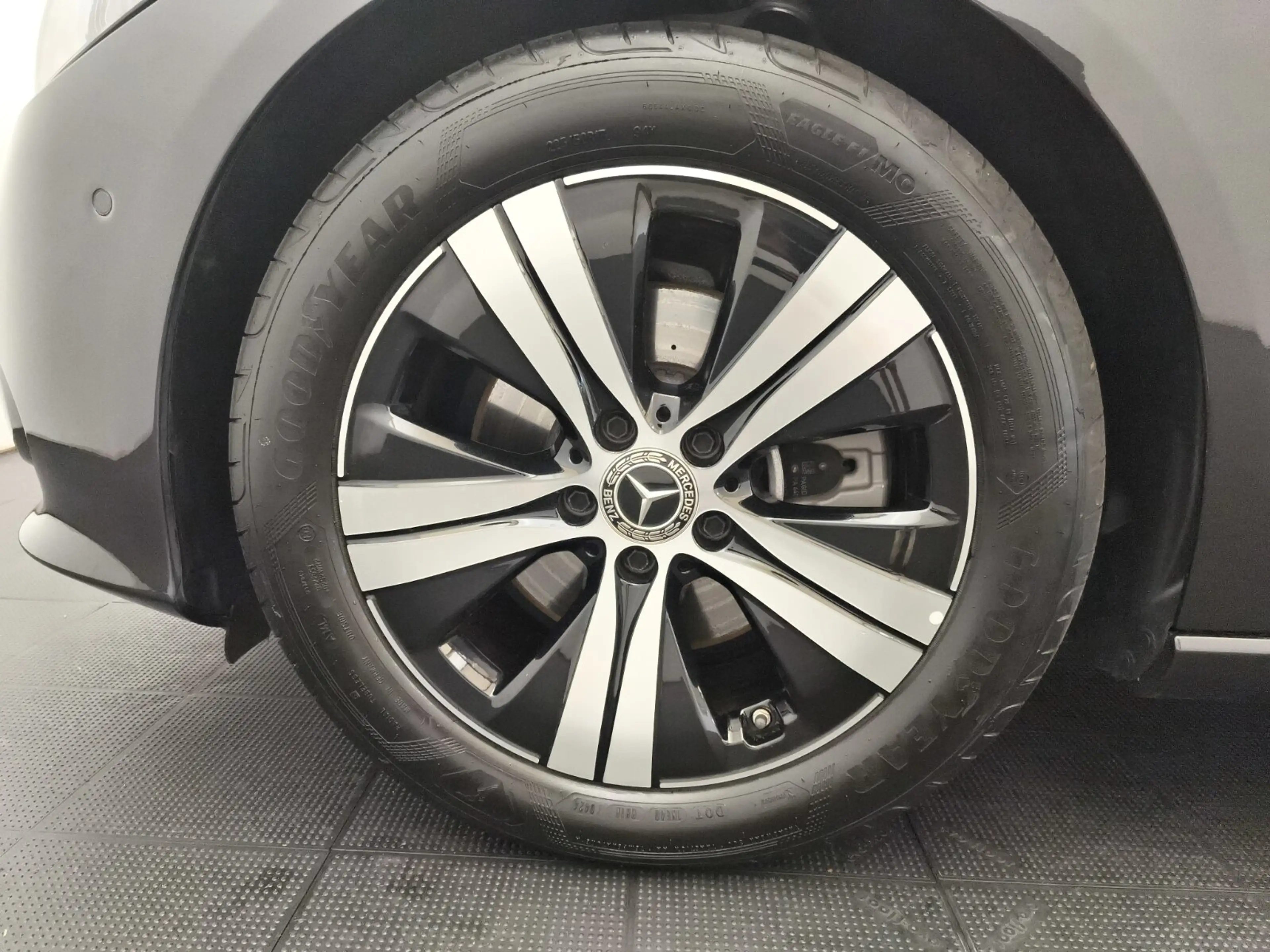 Mercedes-Benz C 200 C 200 T Avantgarde Advanced Ambien RüCam LED DAB — photo 9