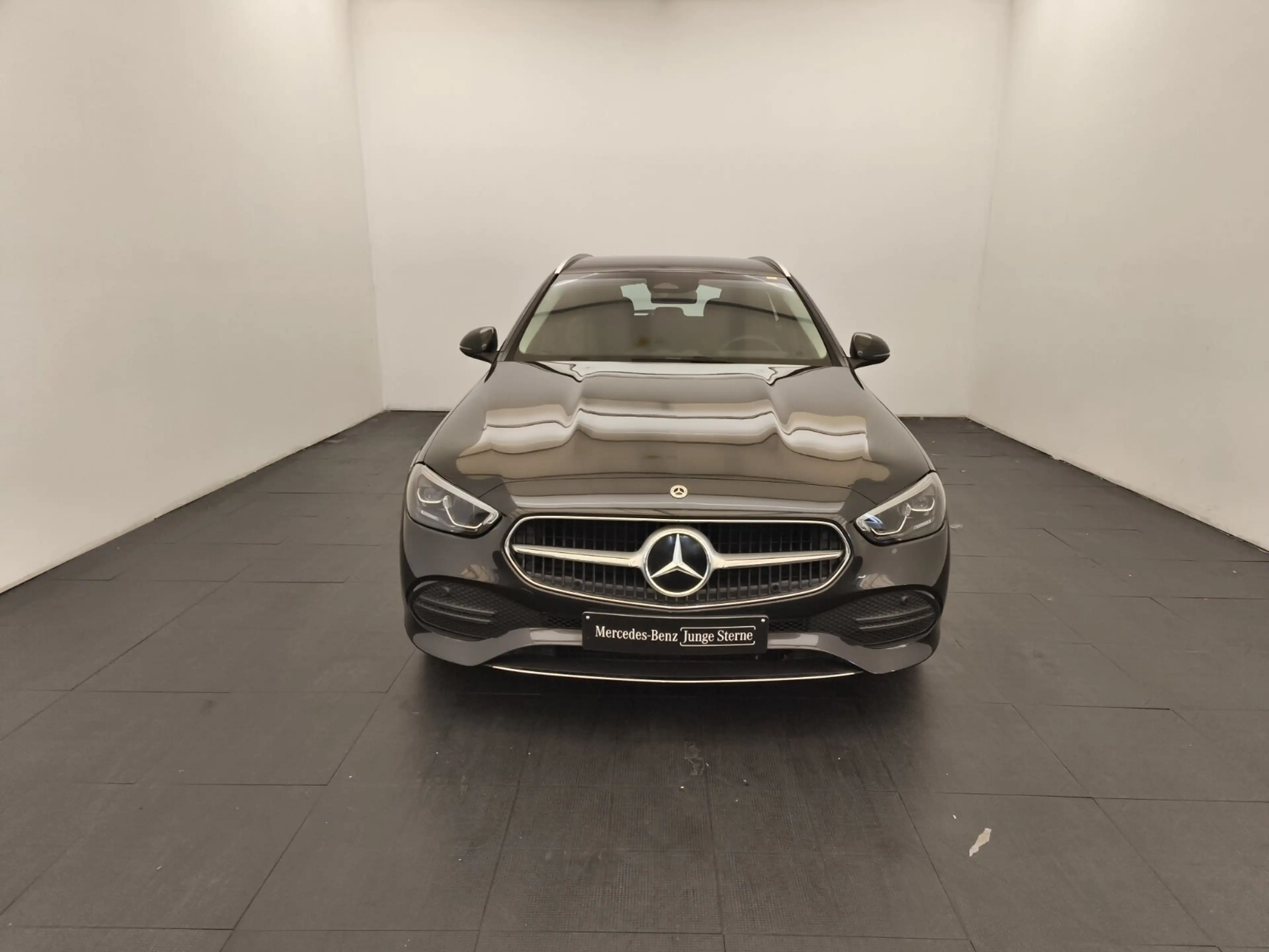 Mercedes-Benz C 200 C 200 T Avantgarde Advanced Ambien RüCam LED DAB — photo 2