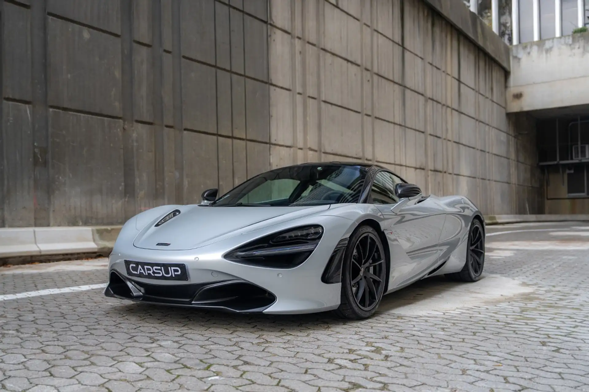 맥라렌 720S 720 Sport Coupe 2018 화이트 사진 7