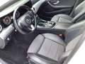 Mercedes-Benz E 200 AMG/Night/19"/LED/Kamera/Navigation/ Blanc - thumbnail 12